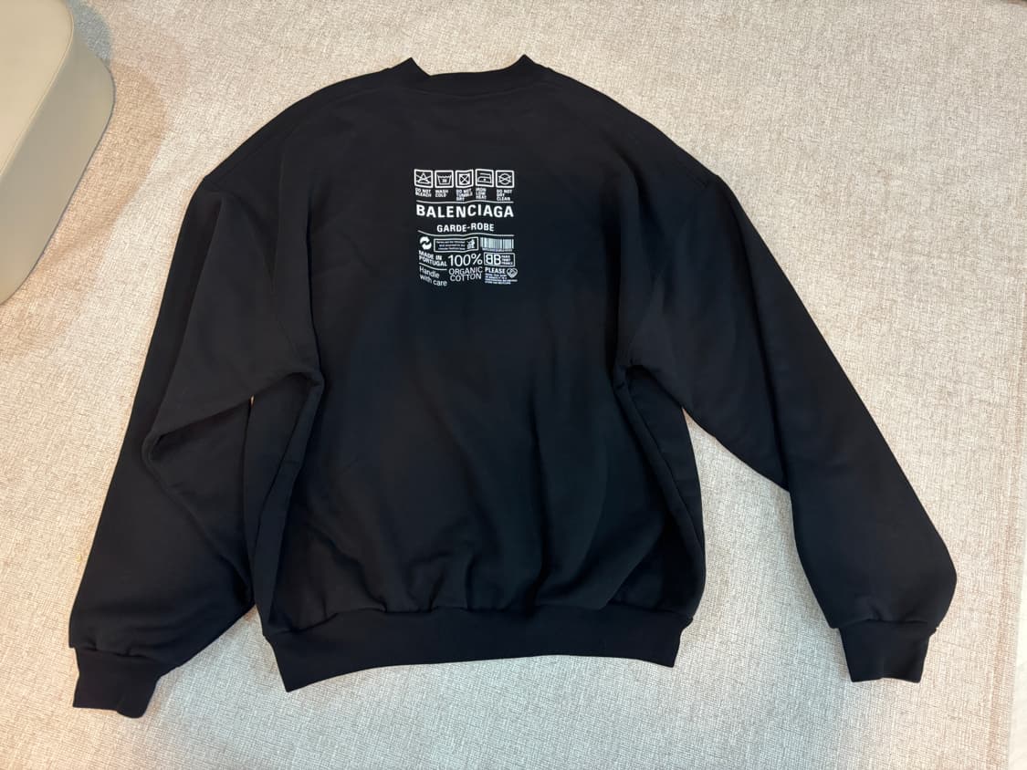 발렌시아가 맨투맨 M 상품이미지1