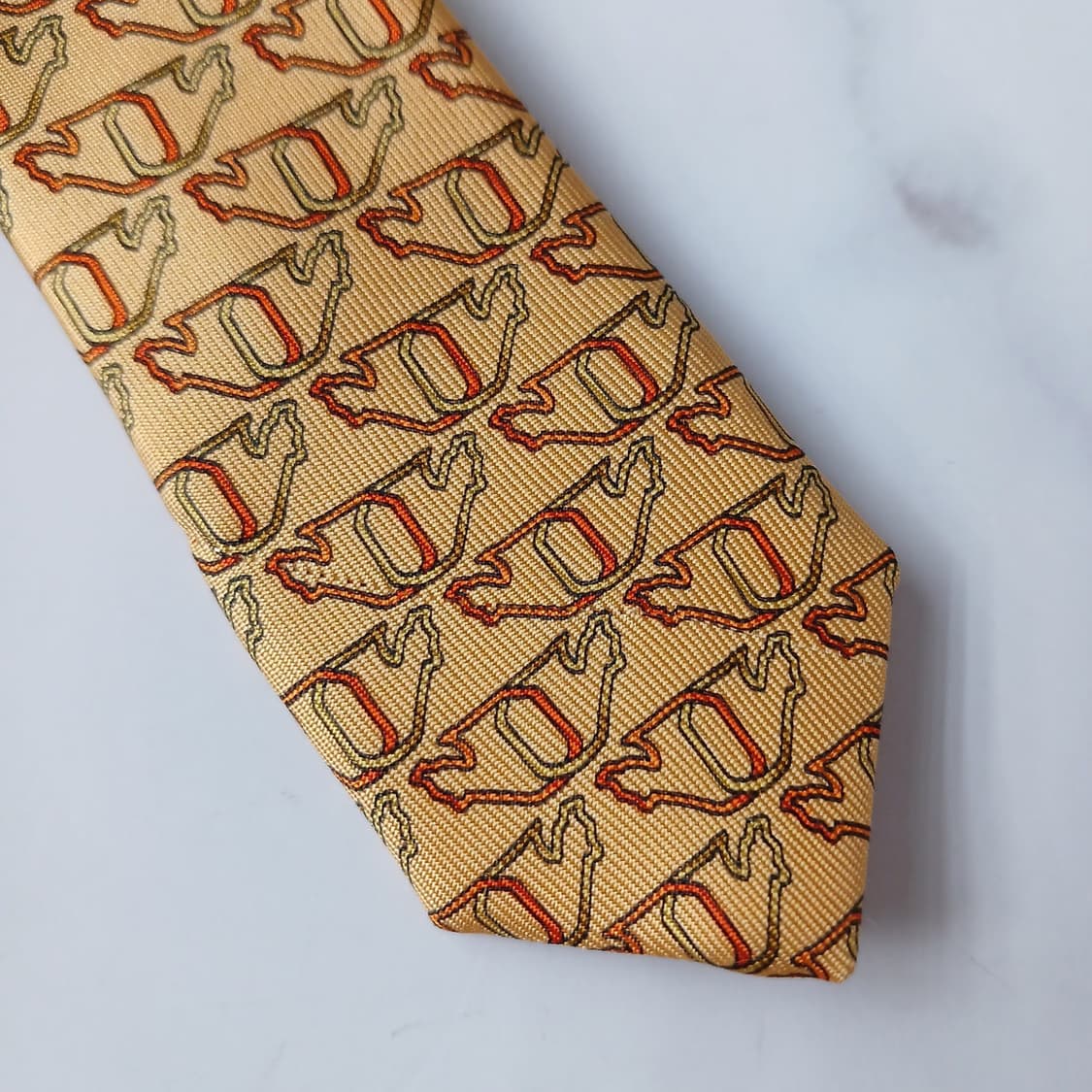 페라가모 실크 옐로우 간치니 넥타이 9.5cm A+~A등급 A19395
 상품이미지8