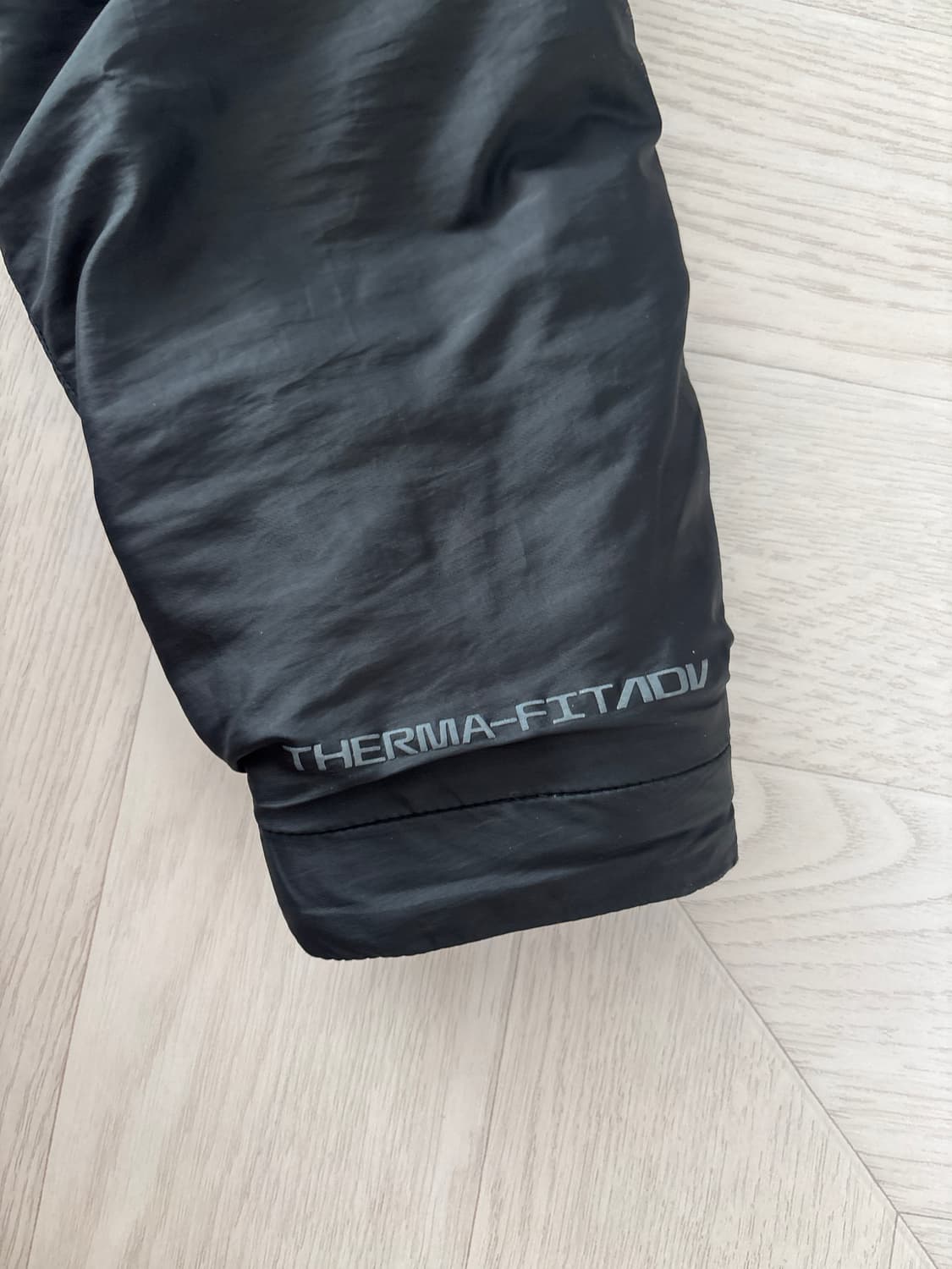 나이키 써마핏 ADV 에어로로프트 M 상품이미지4