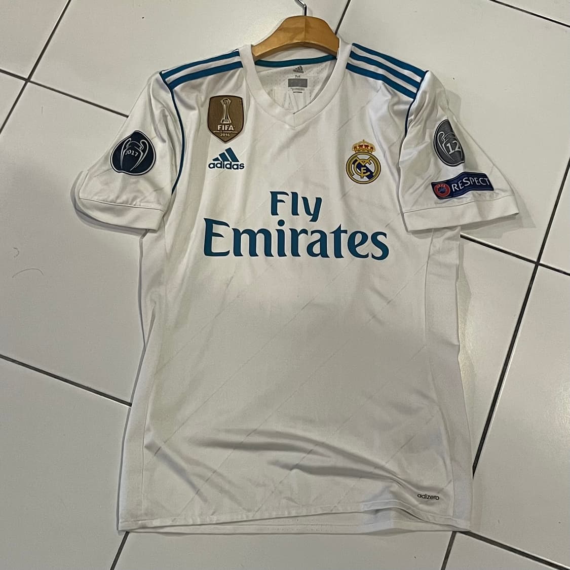 레알마드리드 17-18 호날두 유니폼 M 상품이미지2