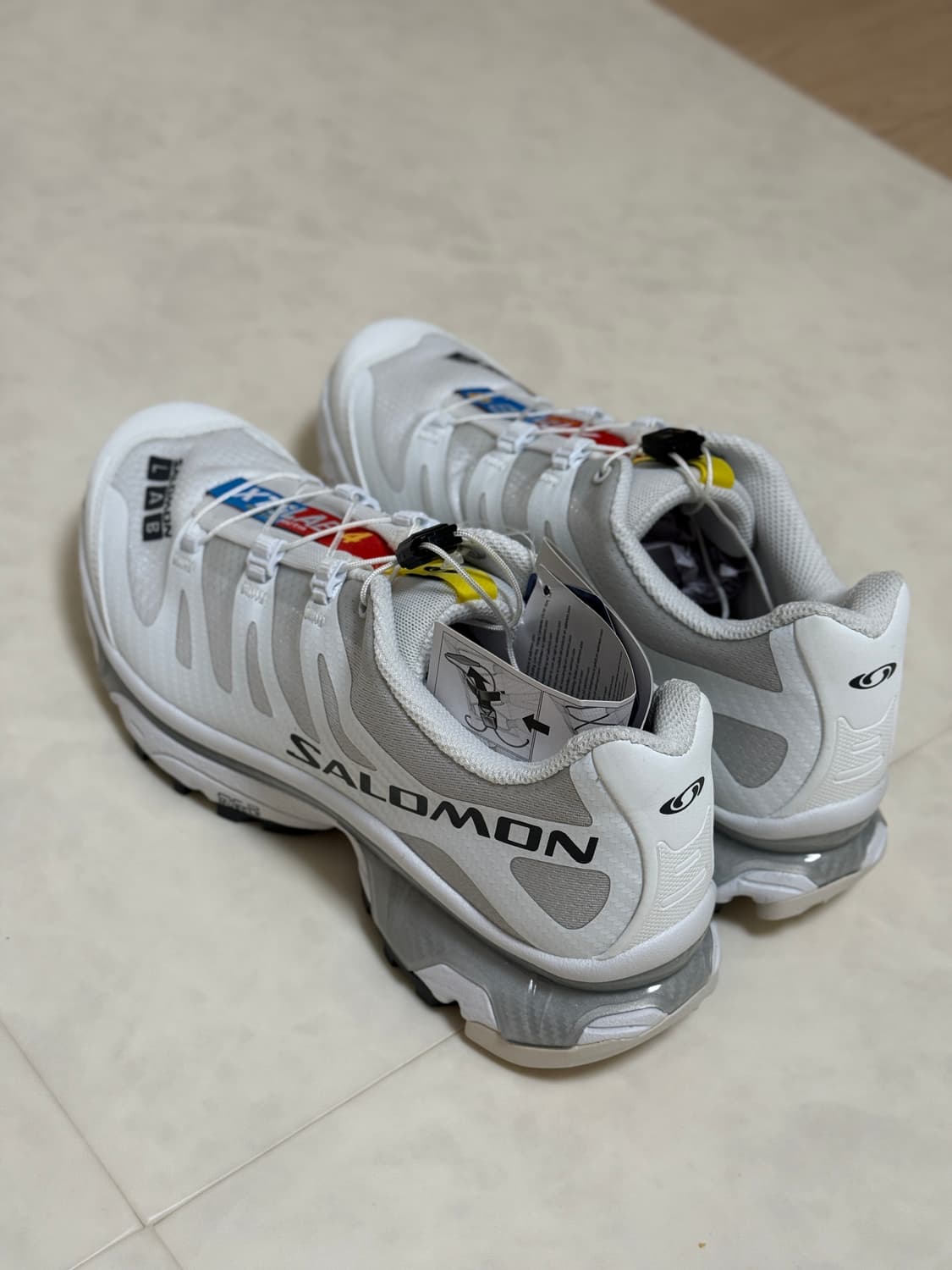 살로몬 XT-4 화이트 새상품 상품이미지3