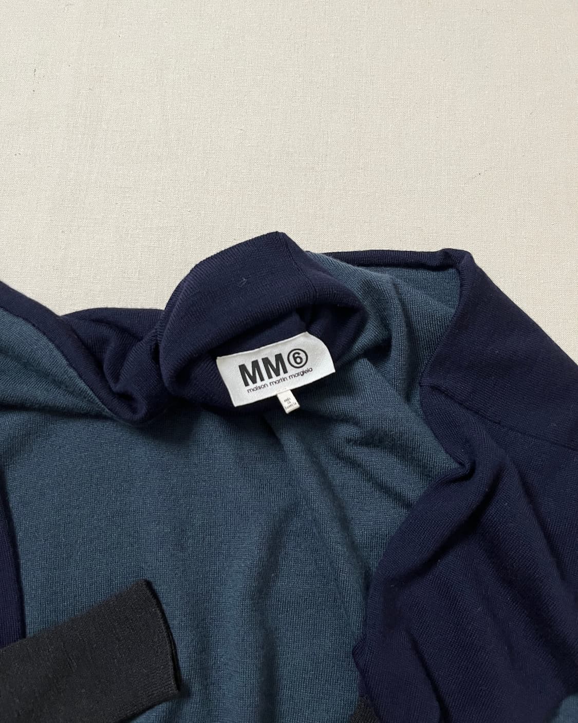 마르지엘라 mm6 컬러블록 터틀넥 니트 margiela 하이넥 상품이미지5