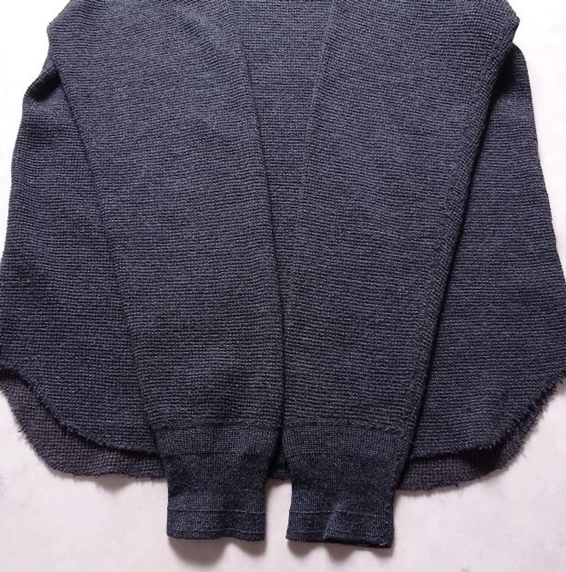 피그벨 써말 와플탑 니트 그라파이트 40size  / 3size 상품이미지5