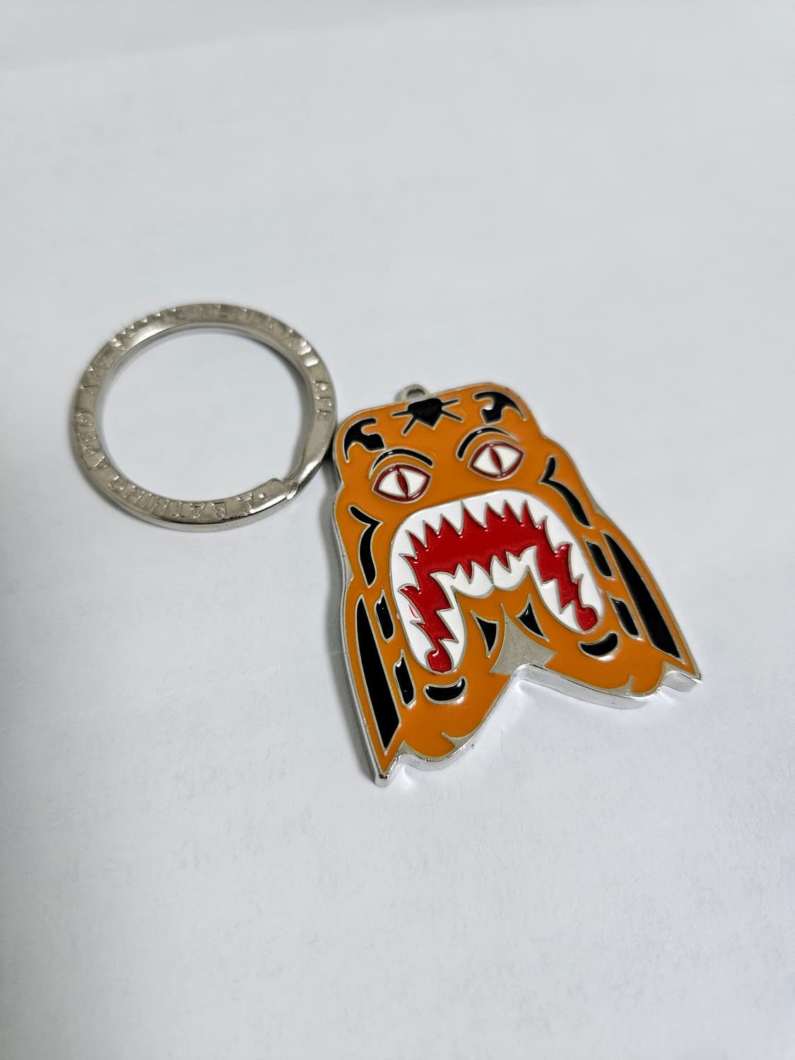 베이프 타이거 메탈 키링 상품이미지2