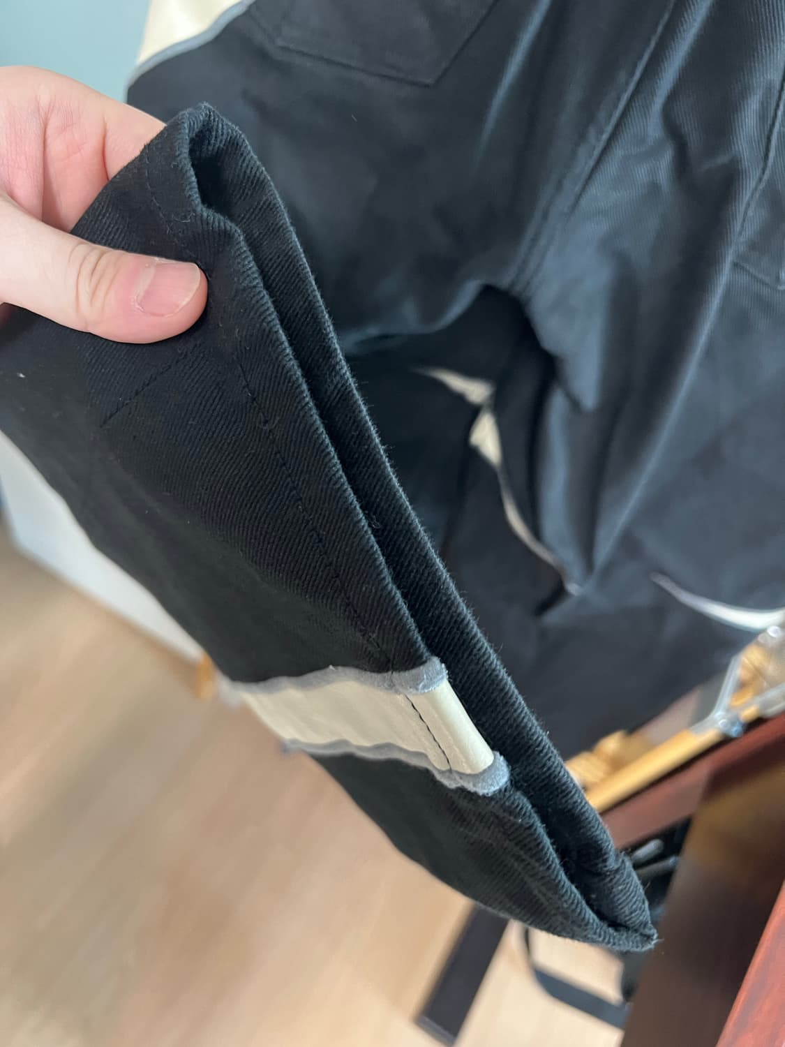 떠그클럽 레더팬츠 사이즈 2 상품이미지3