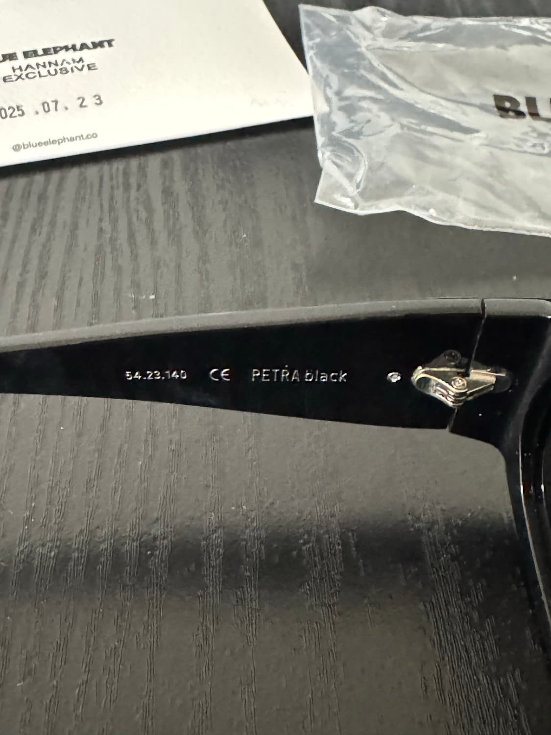 블루엘리펀트 Petra Black 선글라스 새상품 상품이미지3