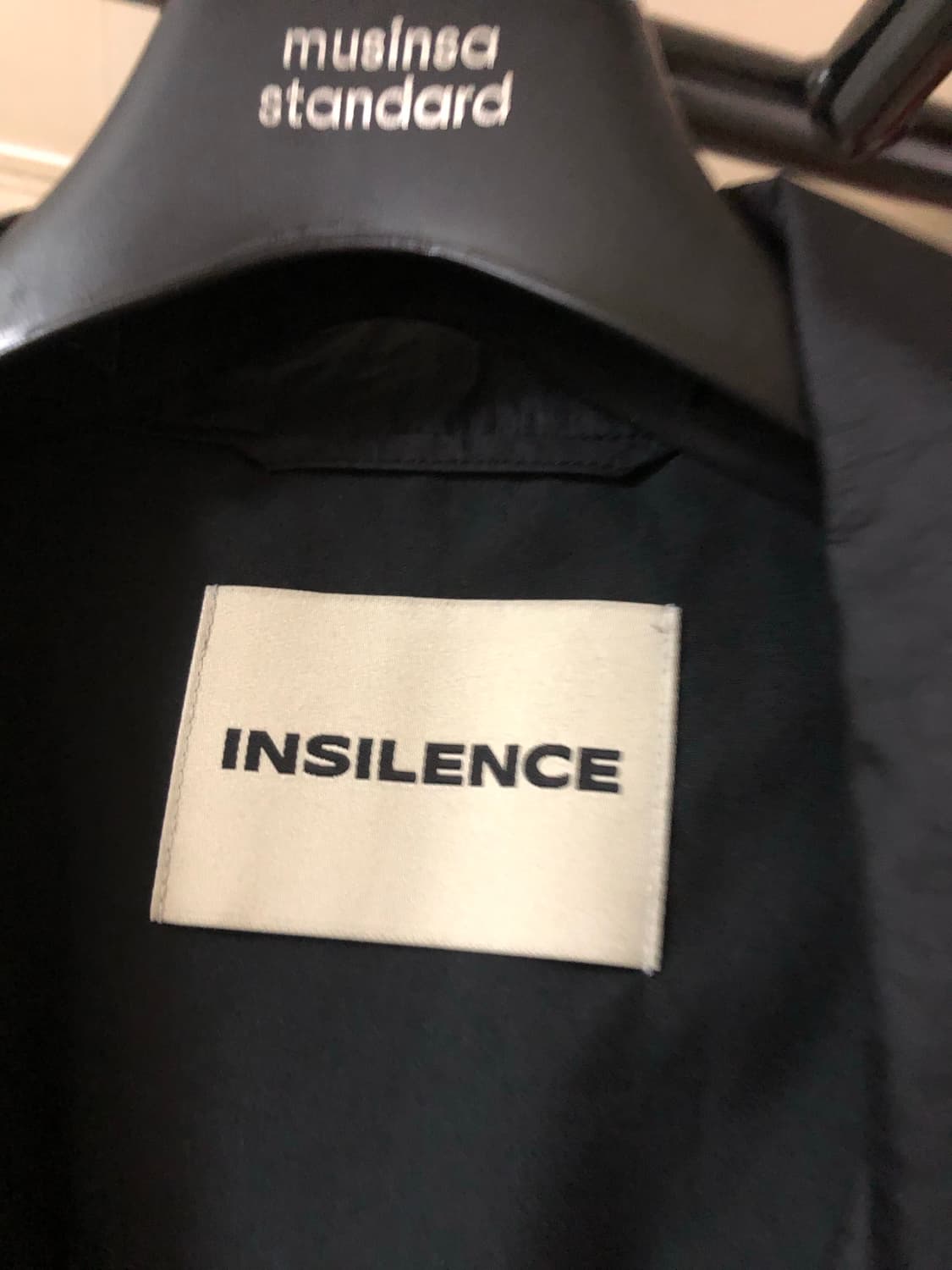 인사일런스 글로시 집업 블루종 s 상품이미지5