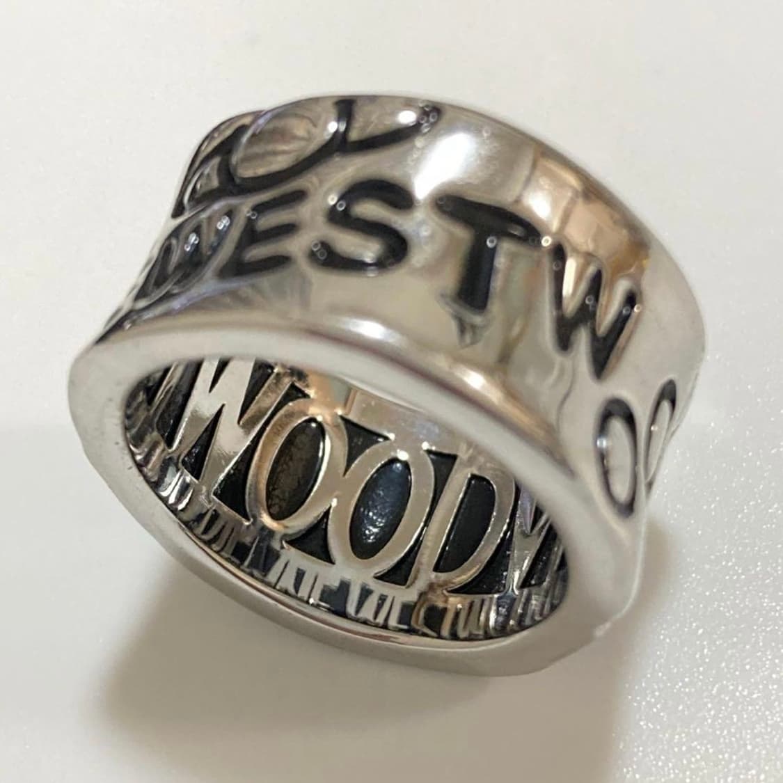 비비안웨스트우드 아카이브 레터링 orb 각인링 반지 상품이미지6