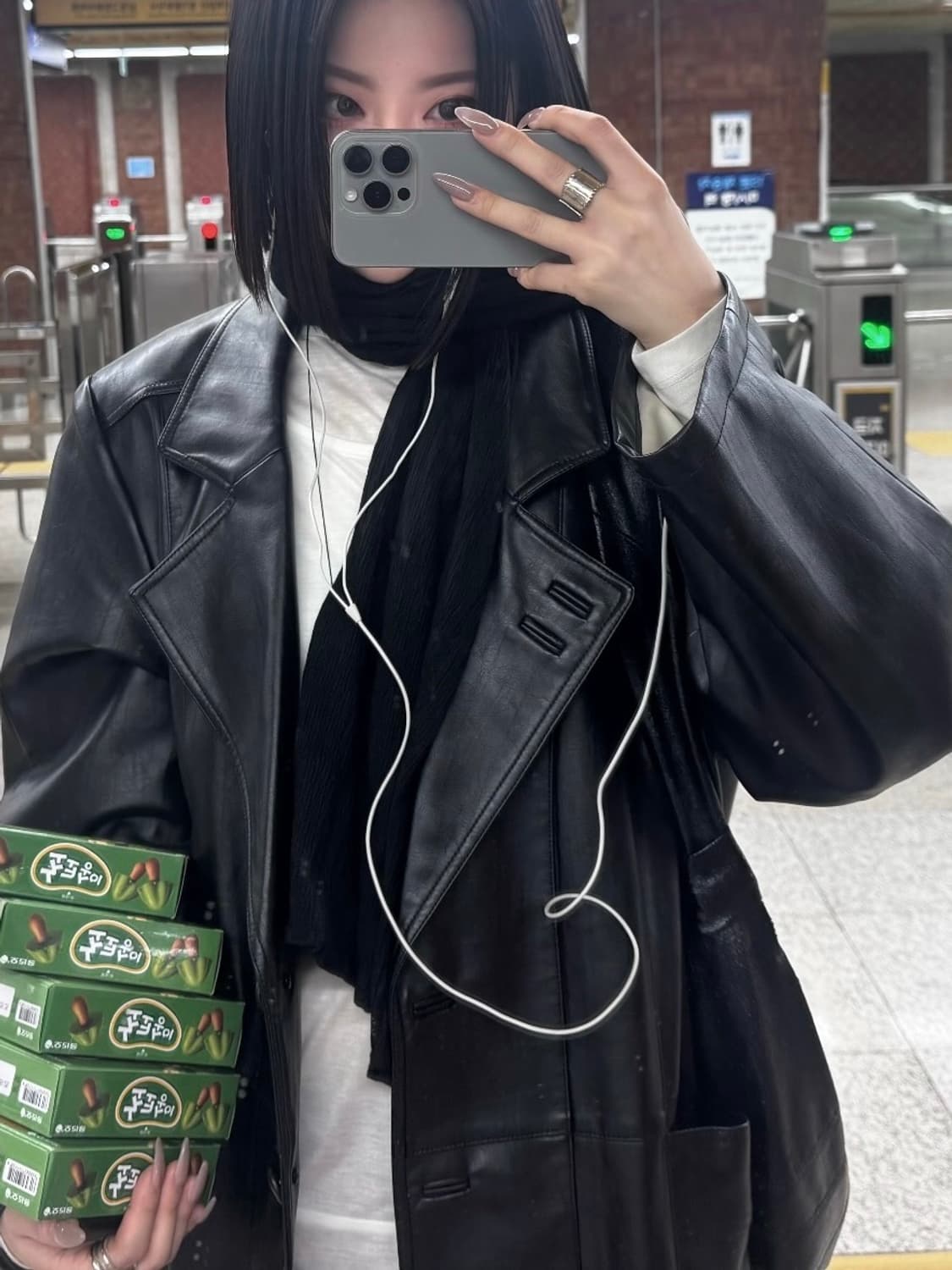 오버듀플레어 레더자켓 상품이미지4