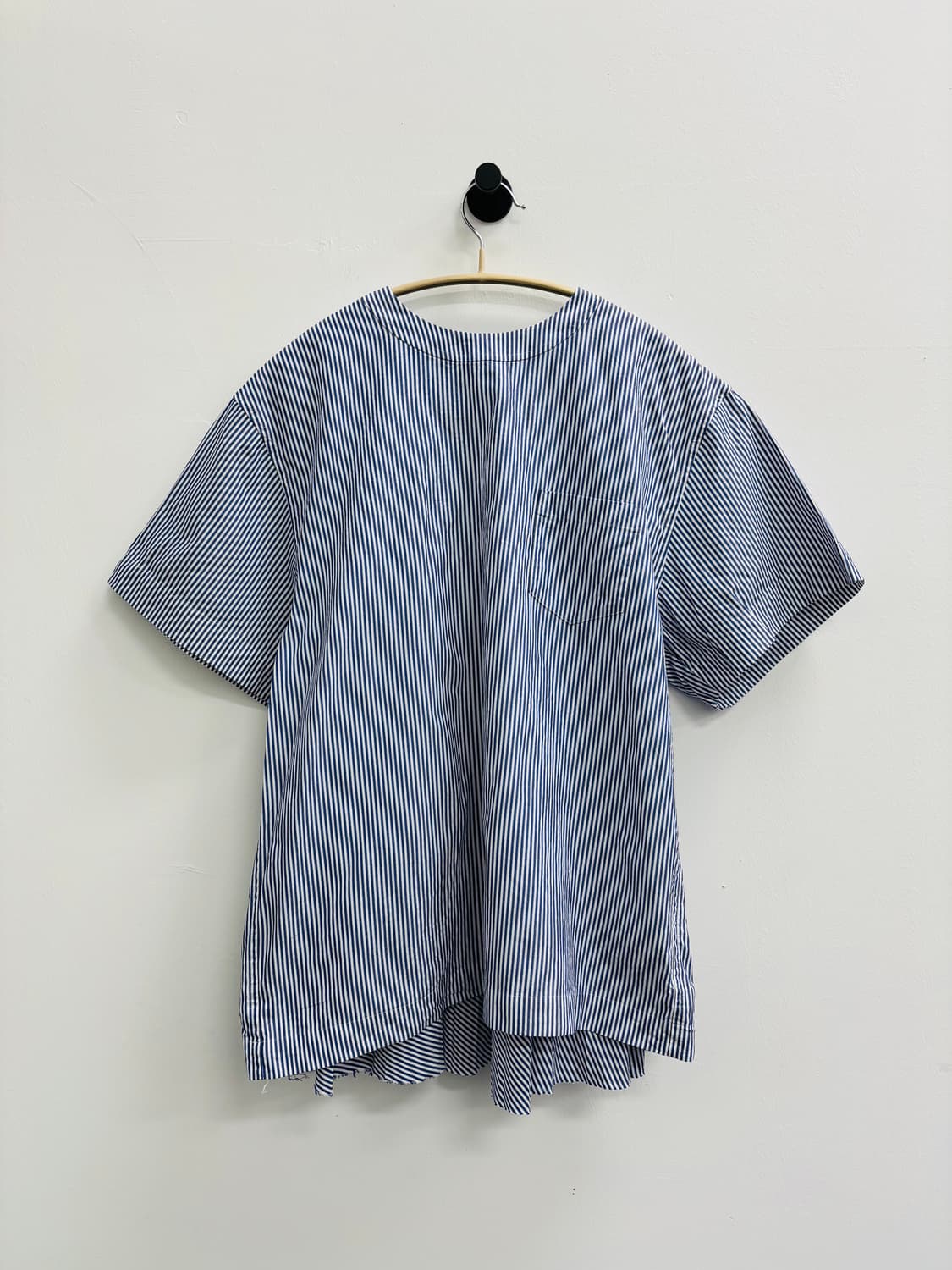 sacai luck 스트라이프 백 셔링 블라우스 상품이미지1