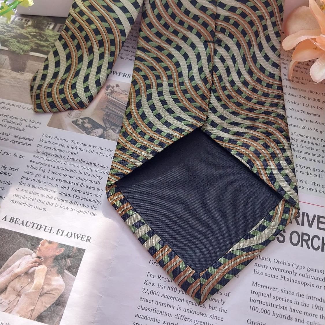 캘빈클라인 실크 웨이브 패턴 넥타이 9.6cm A+등급  K1367
 상품이미지8