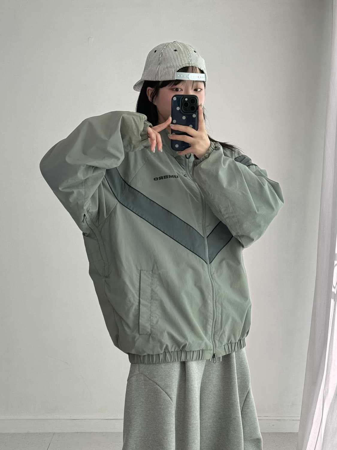 엄브로 US 카키 바람막이 상품이미지3