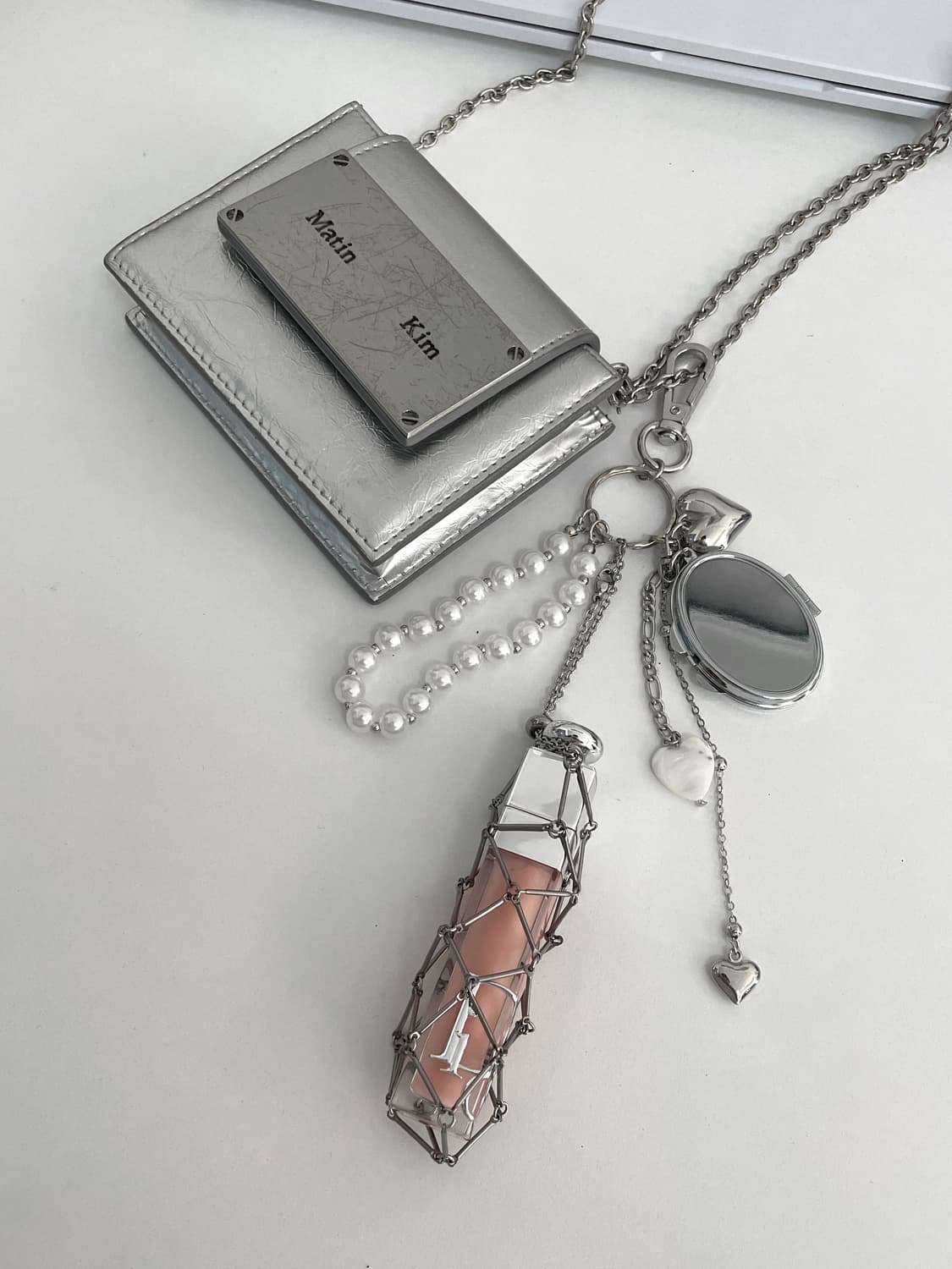 𝐋𝐢𝐩𝐬𝐭𝐢𝐜𝐤 𝐇𝐨𝐥𝐝𝐞𝐫 키링 상품이미지3