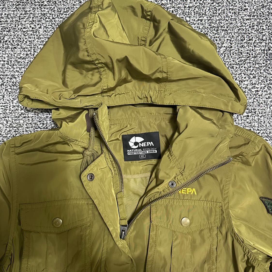 (XS) 네파 카키색 후드 바람막이 자켓 상품이미지2