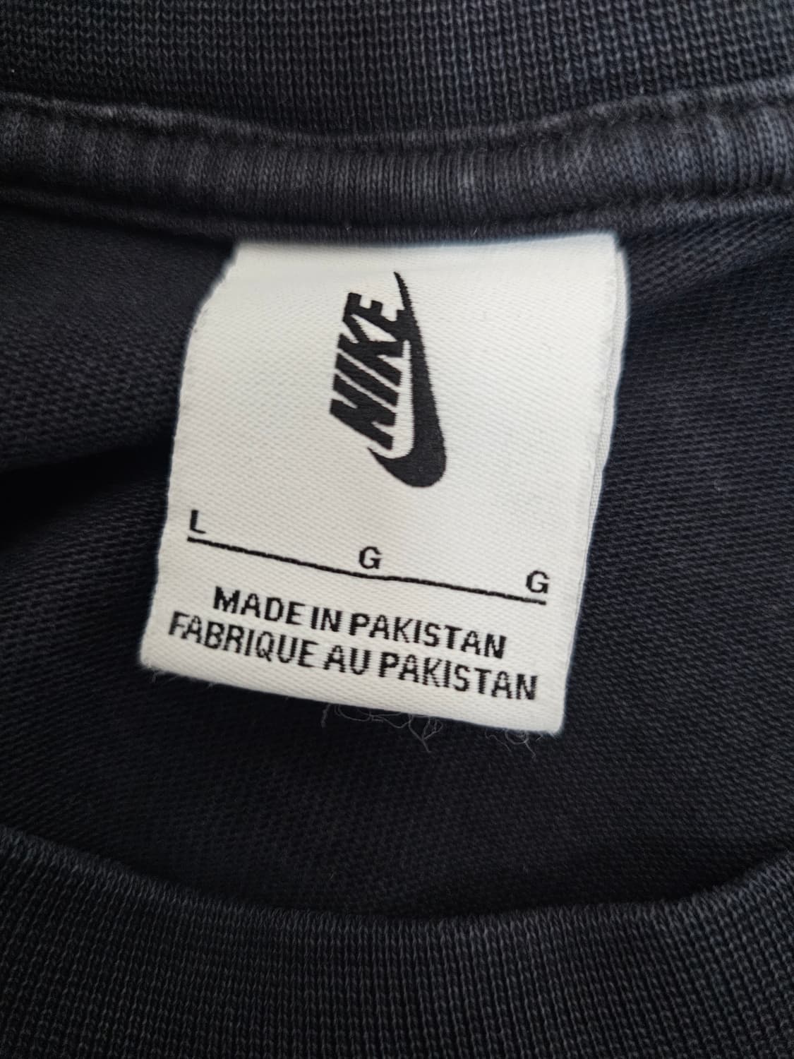 나이키 솔로스우시 반팔티셔츠 L 상품이미지3