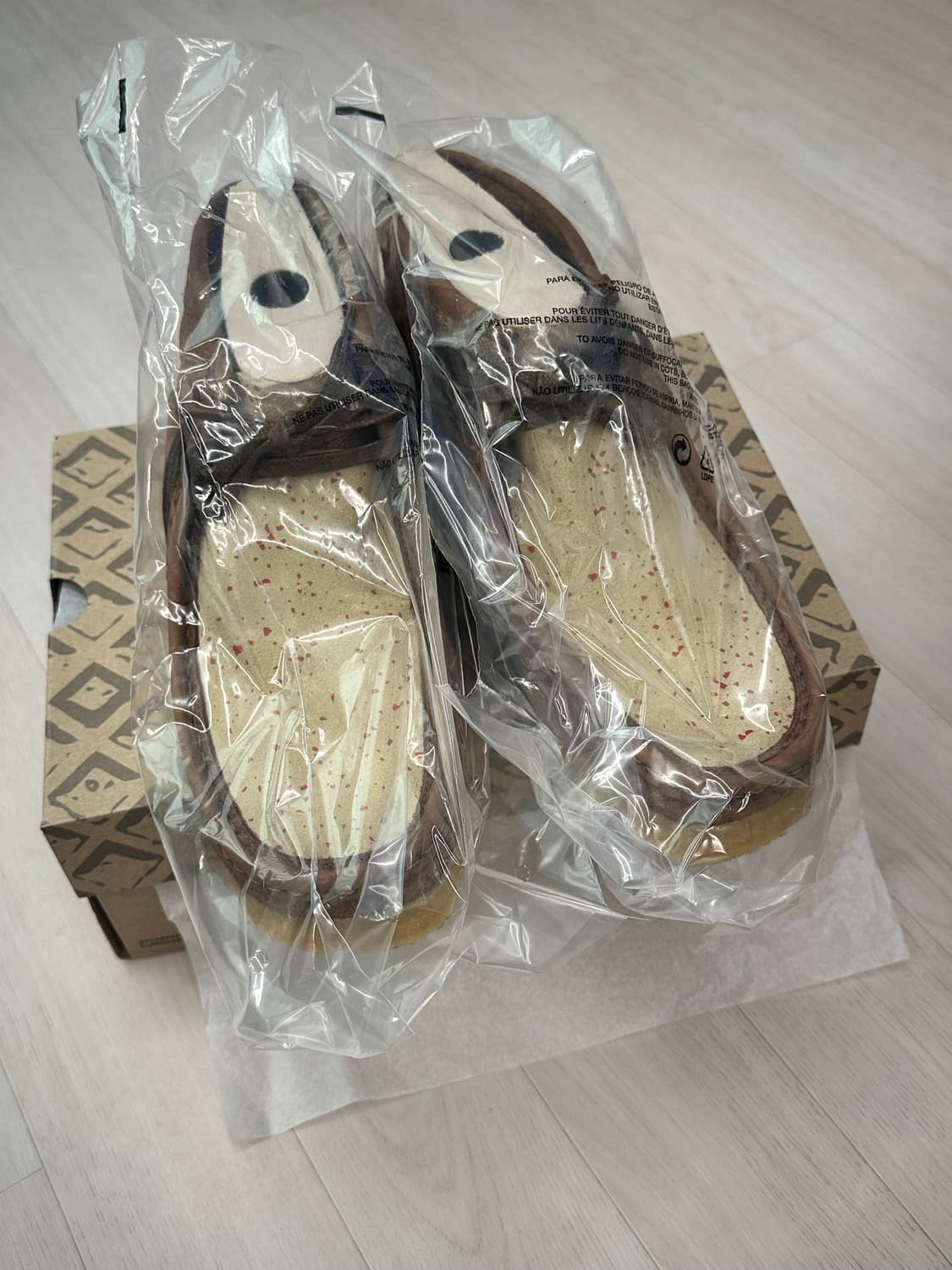 New Clarks Originals X Sweet Chick 상품이미지4