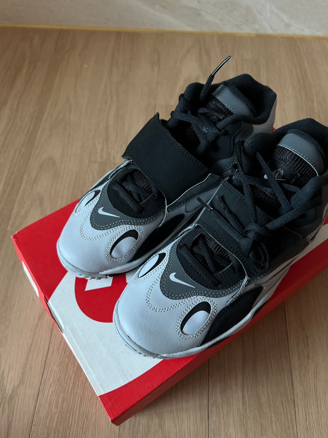 [240mm] [새제품] 튼튼하고 힙한 나이키 에어 스피드 터프 (그레이 상품이미지10