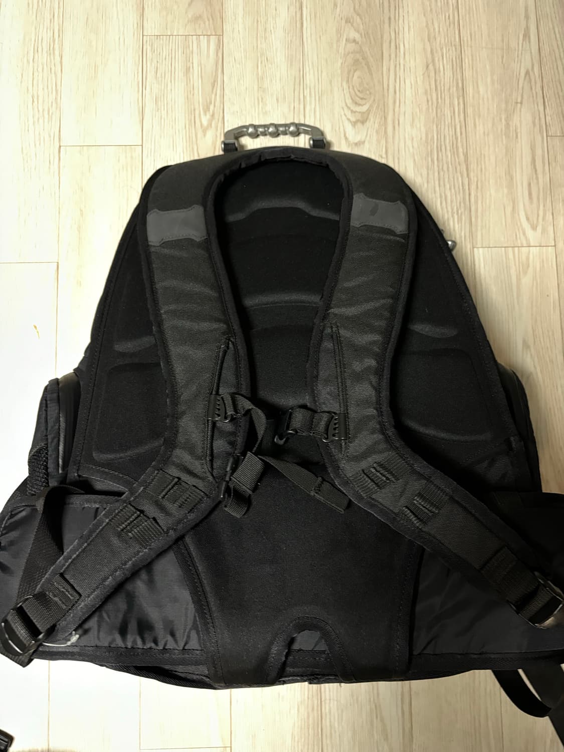 오클리 런치 박스 백팩 상품이미지2