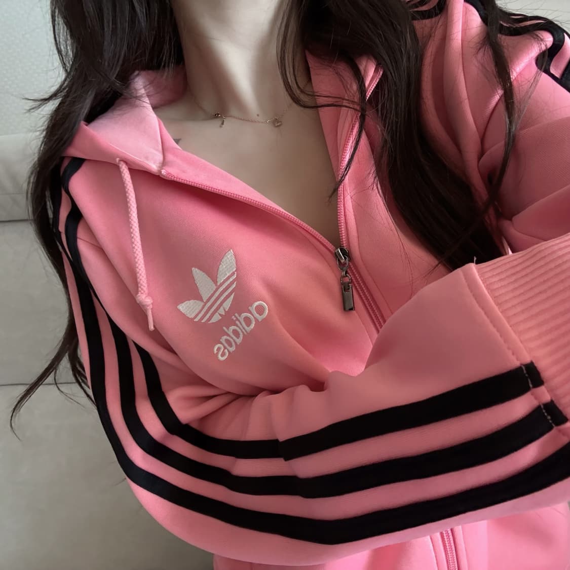 아디다스 블랙핑크 핑검 후드집업 상품이미지1