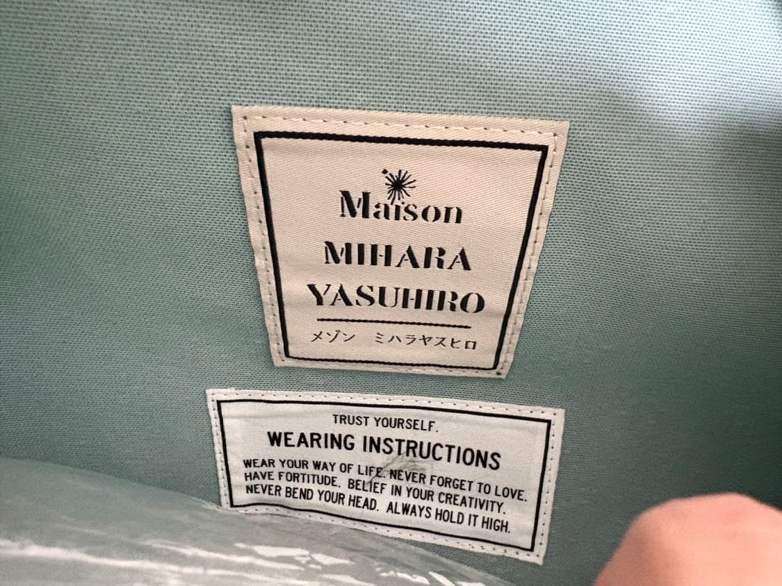 미하라 야스히로 멀티컬러 메신저 바디백 새상품 상품이미지5