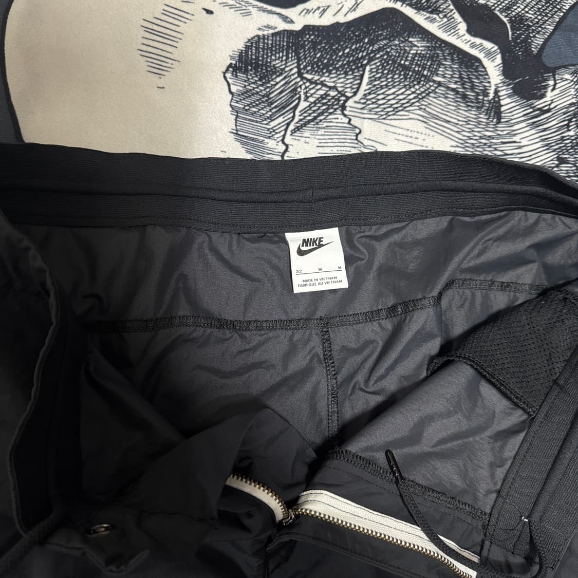 나이키 에센셜 나일론팬츠 32 M사이즈  상품이미지3