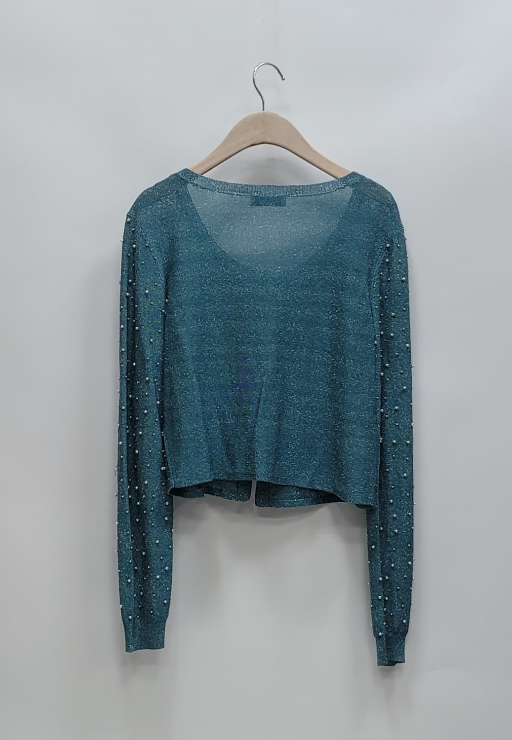 모스키노 칩앤시크 진주 장식 레이온 가디건 / 여 100 멜란지 블루
 상품이미지2