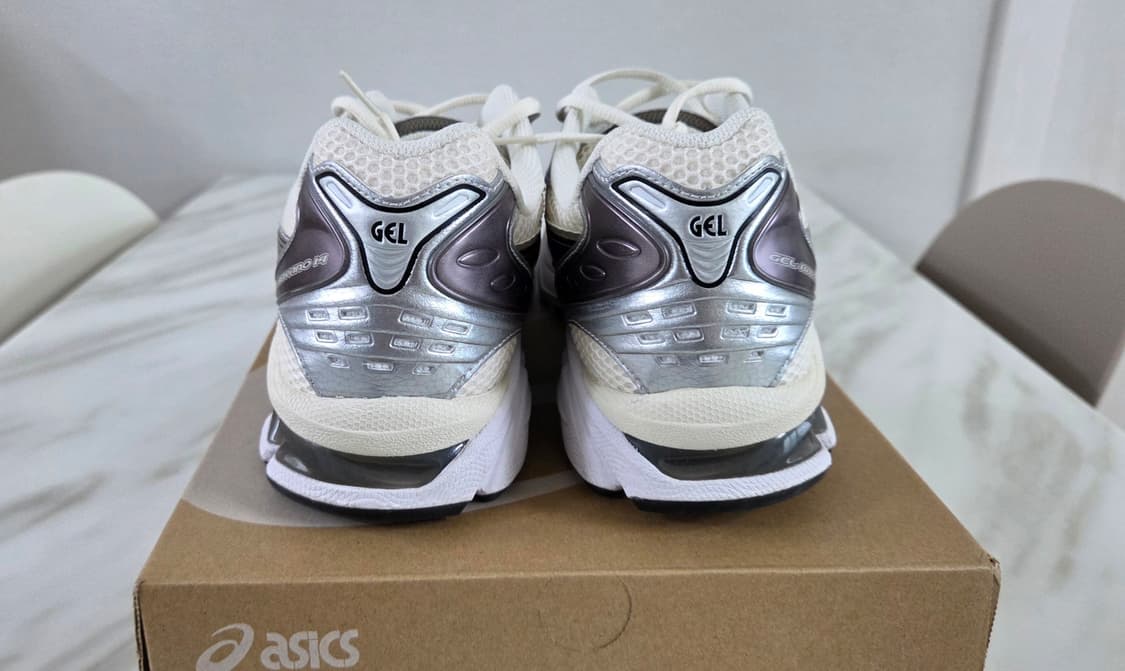 젤카야노14 크림블랙 285mm 상태최상 상품이미지5