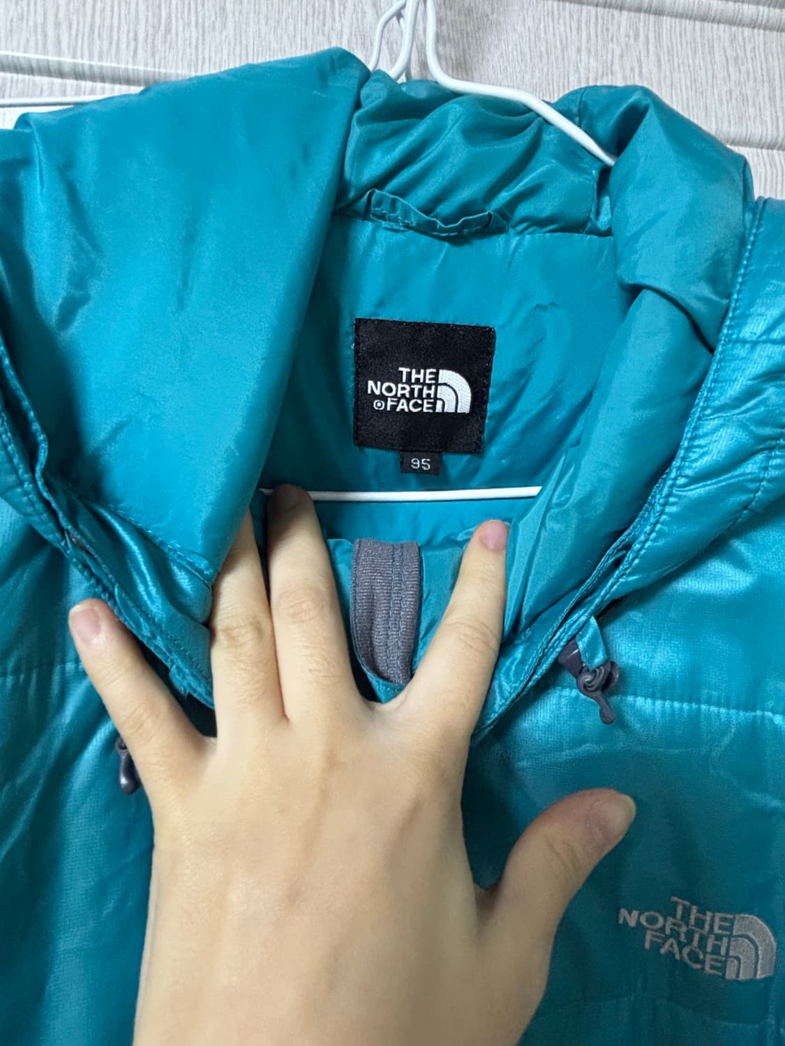 노스페이스 경량패딩 상품이미지3