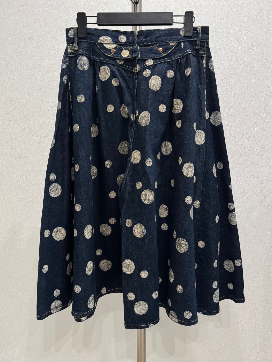 캐피탈 인디고 도트 데님 와이드 스커트 팬츠 상품이미지5