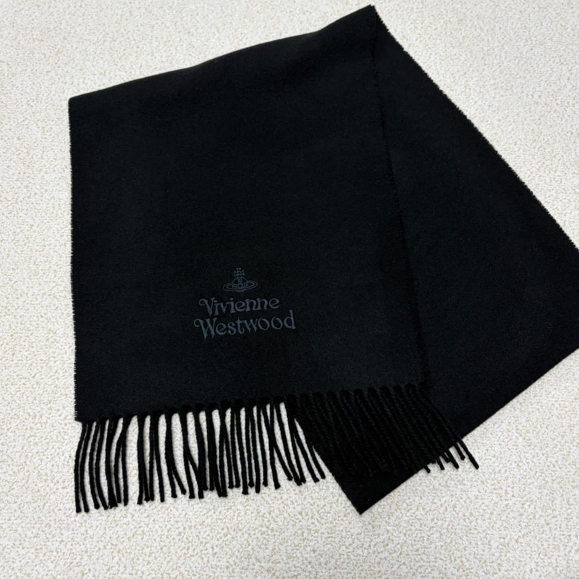 비비안웨스트우드 울 로고 머플러 블랙 상품이미지4
