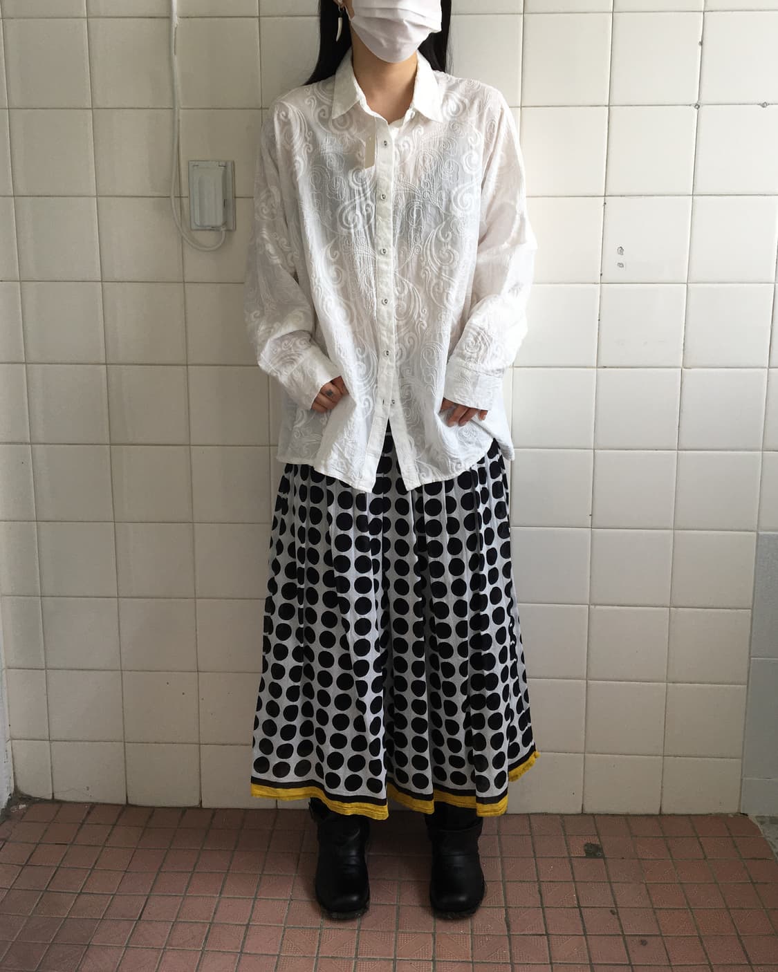 Ornament pattern embroidery shirt 상품이미지8