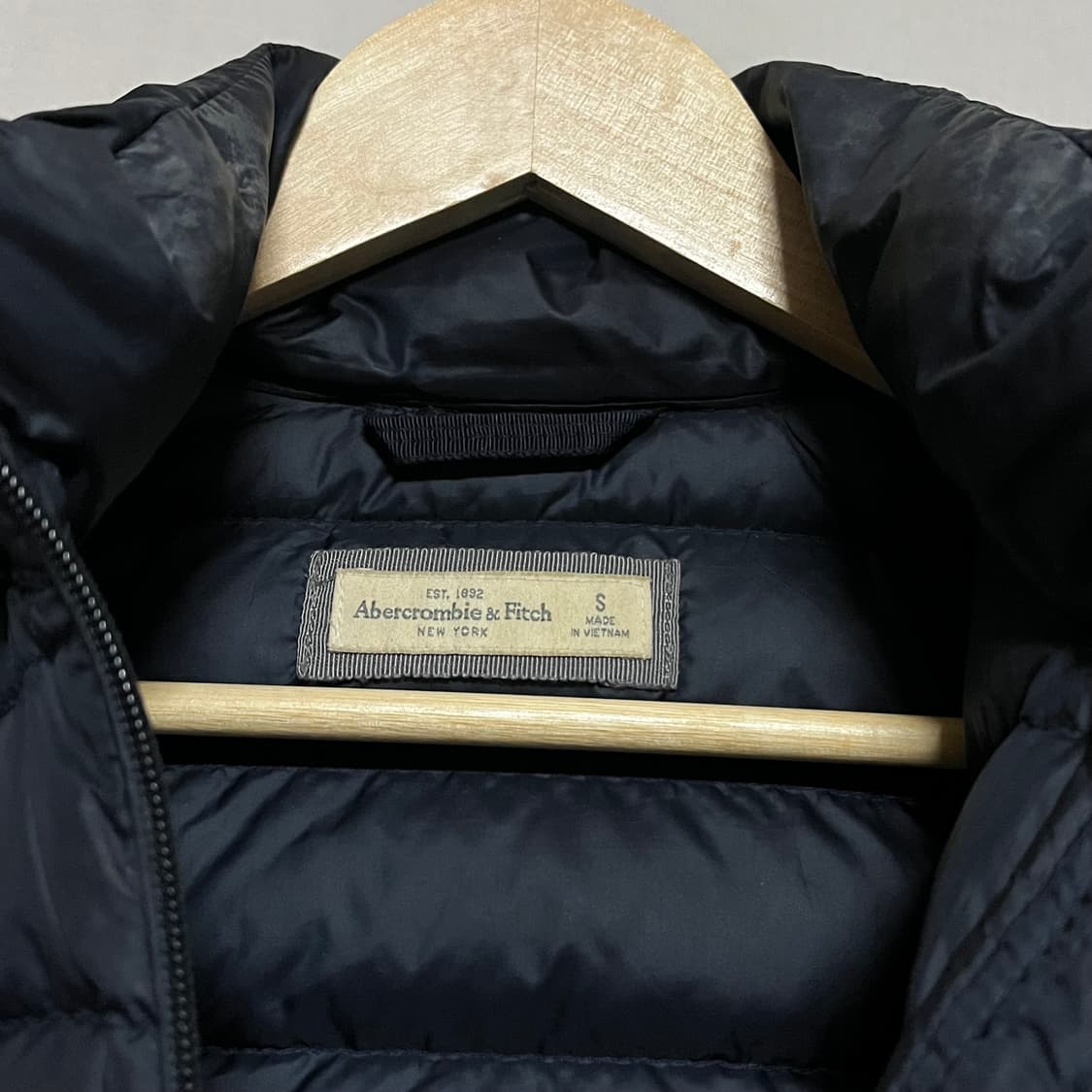 아베크롬비 크롭 패딩 S 상품이미지3