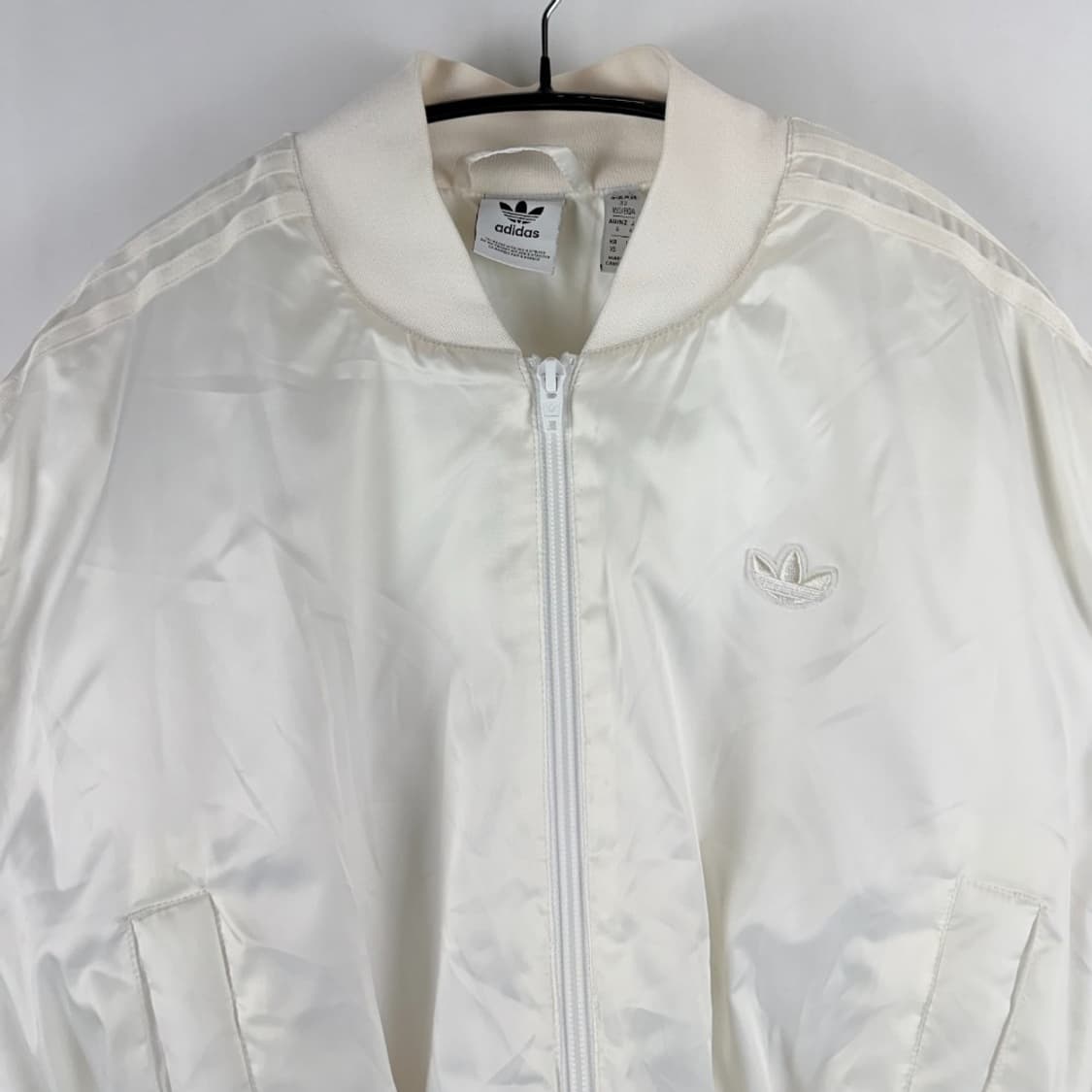 (XS) 아디다스 프릴 보머 크롭 패딩 화이트 상품이미지3