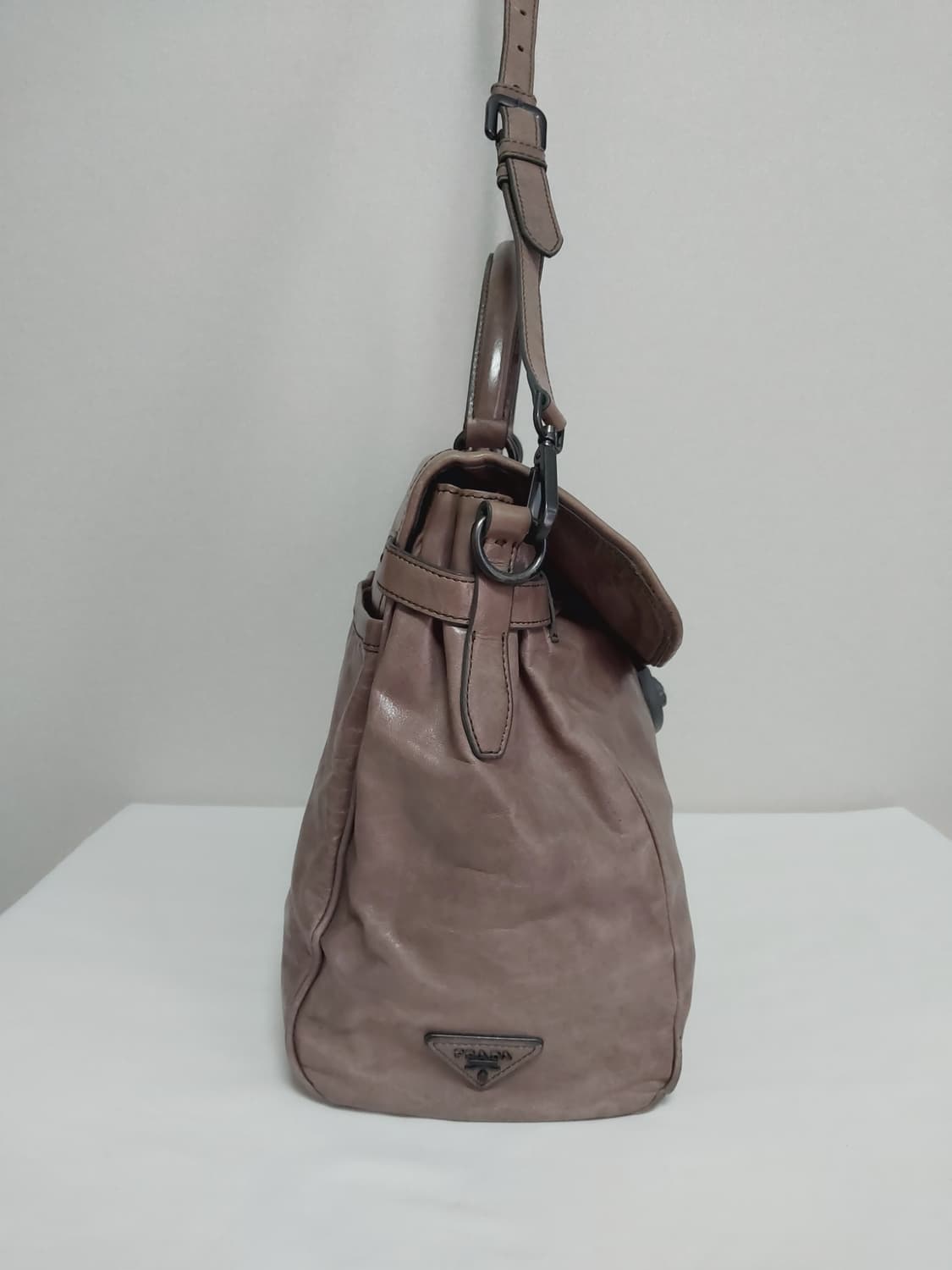 프라다 레더 플랩 브리프케이스 토트백 2way (정품) 상품이미지3