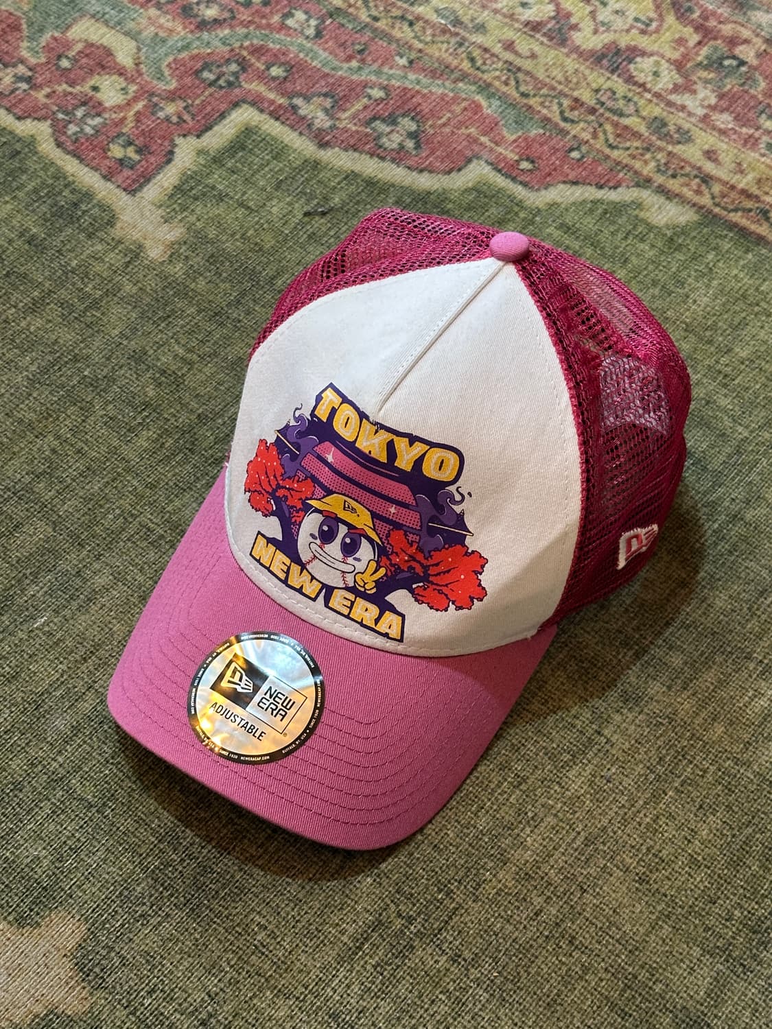 뉴에라 그래픽 프린트 트러커 매쉬 캡 상품이미지1