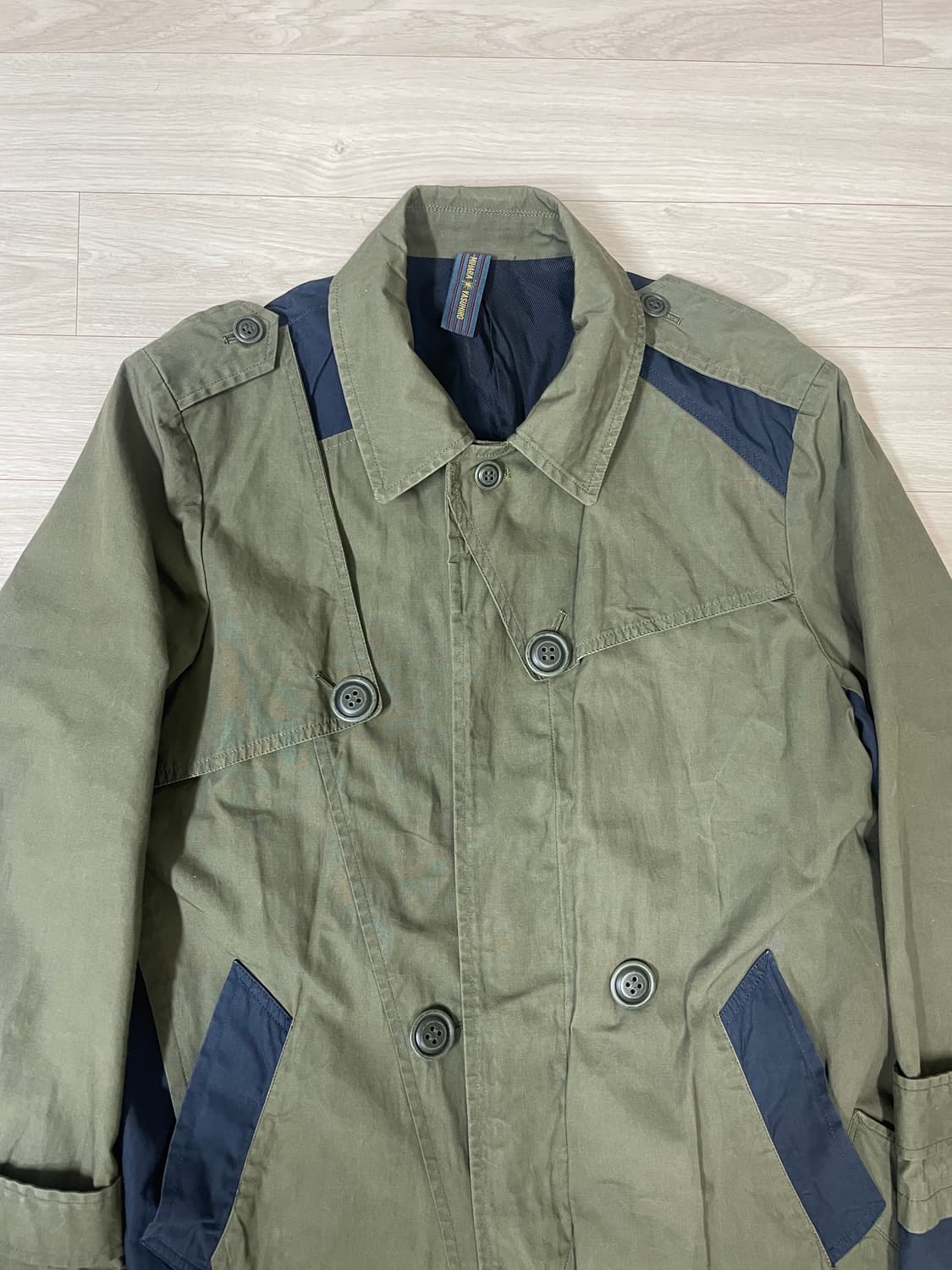 미하라 야스히로 카키 코튼 트렌치코트 상품이미지3