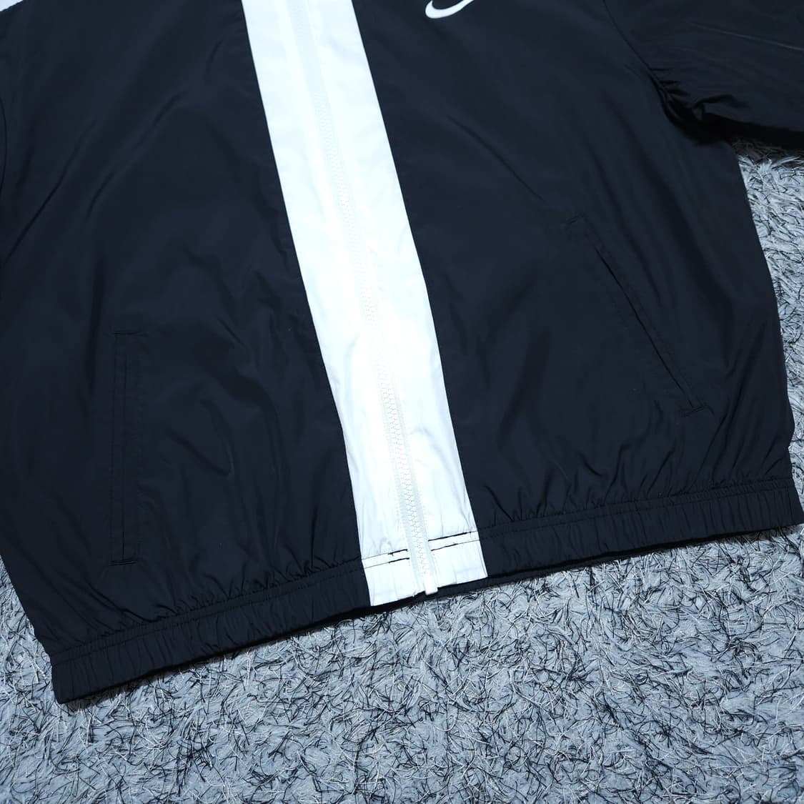 나이키) L 여자 리펠에센셜 윈드러너 바람막이자켓 / 왕눈이샵 상품이미지5