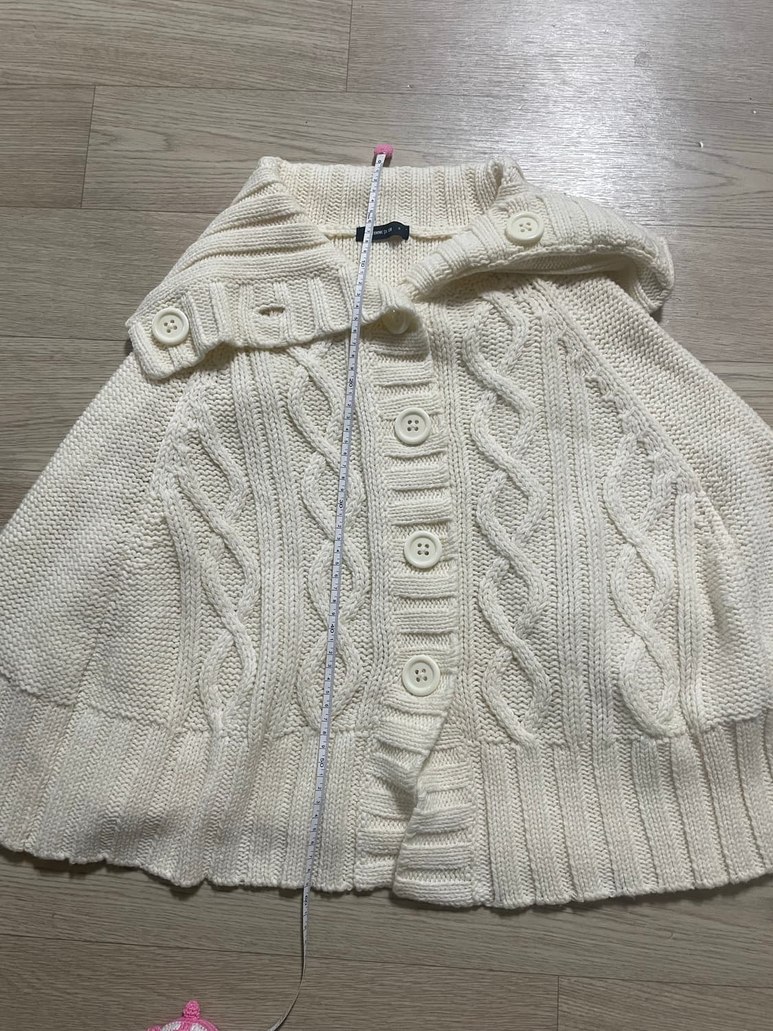 아이보리 케이블 니트 숄 케이프   상품이미지5