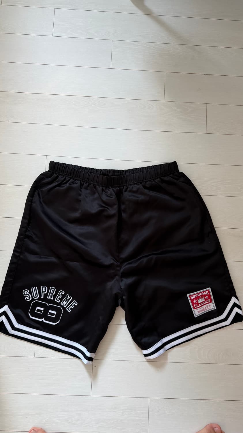 🏀슈프림 미첼 & 네스 사틴 베스킷볼 쇼츠 블랙🏀 상품이미지2