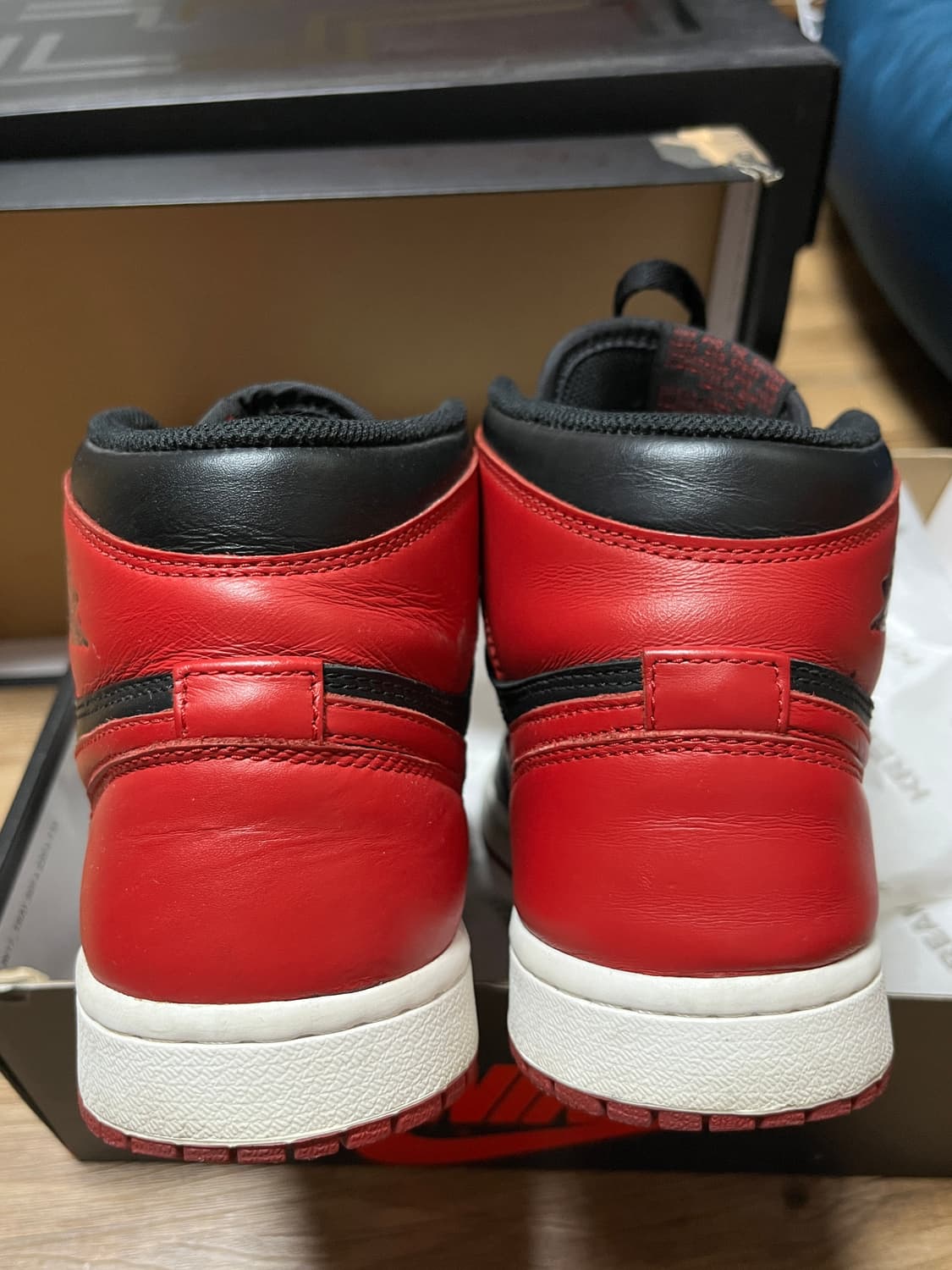 에어조던 1 브레드 (2013)250 mens 상품이미지3