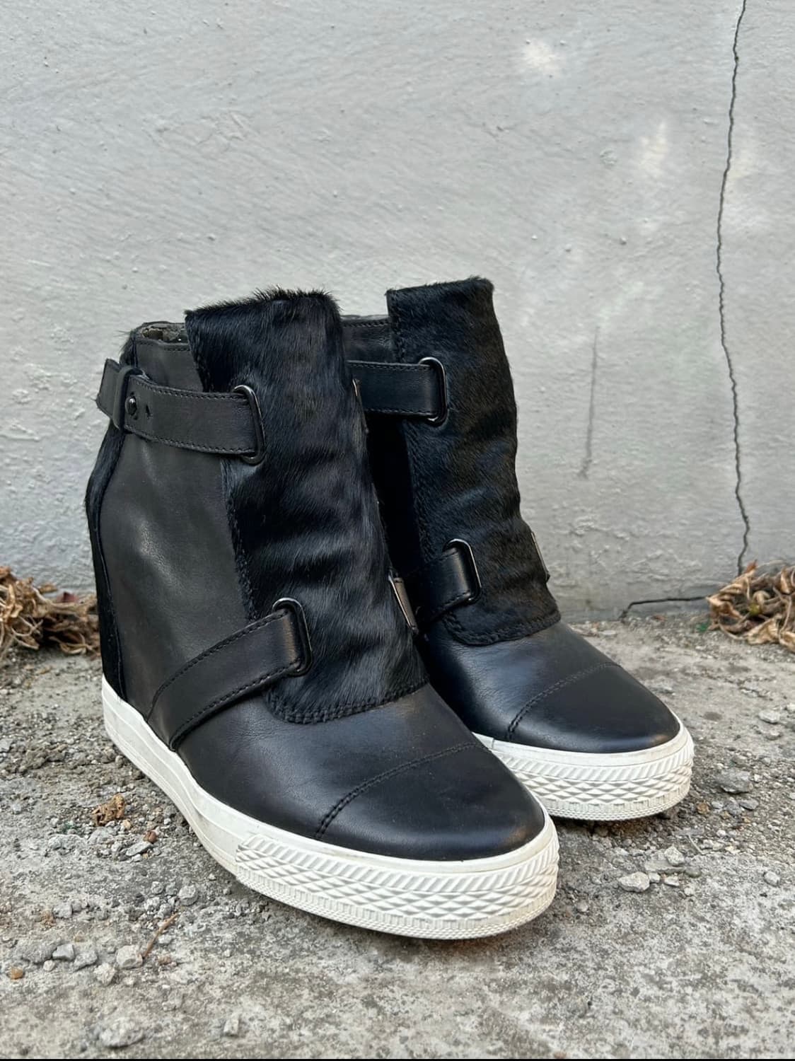 Dkny 송치 버클 웨지힐 상품이미지2