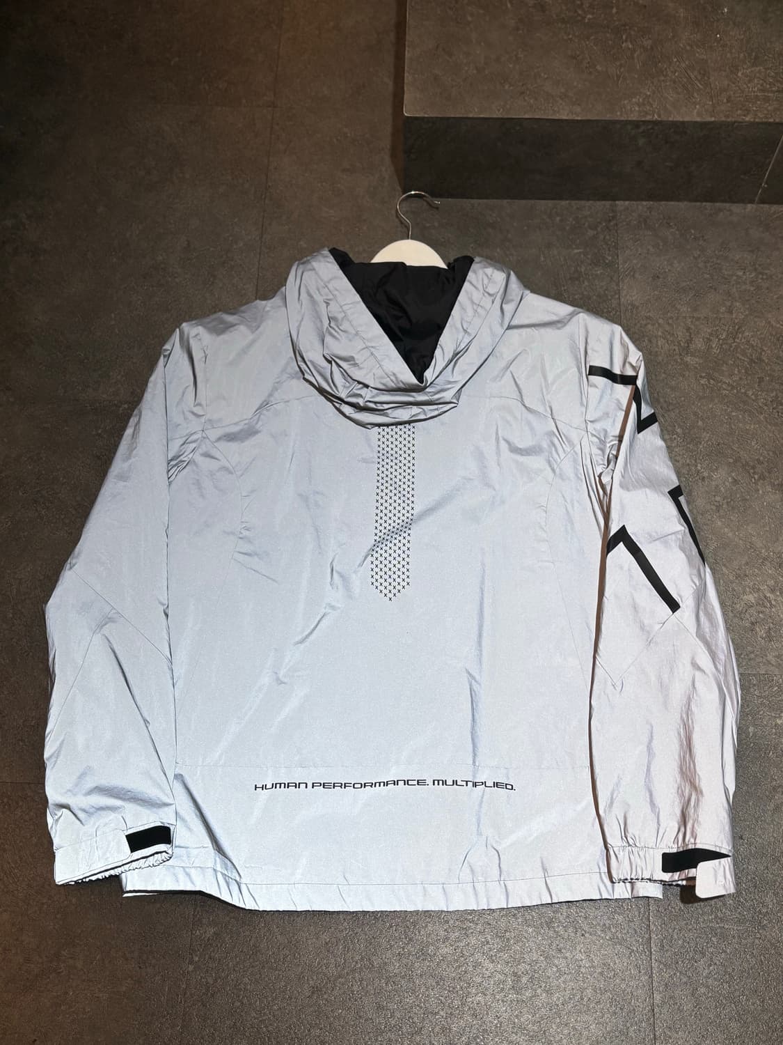 2XU 베노스 리플렉티브 바람막이 자켓 점퍼 110사이즈 상품이미지3