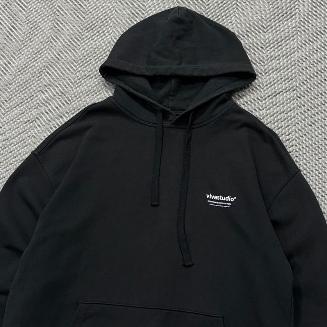 비바스튜디오 베이직 로고 후드티 v2862 상품이미지3