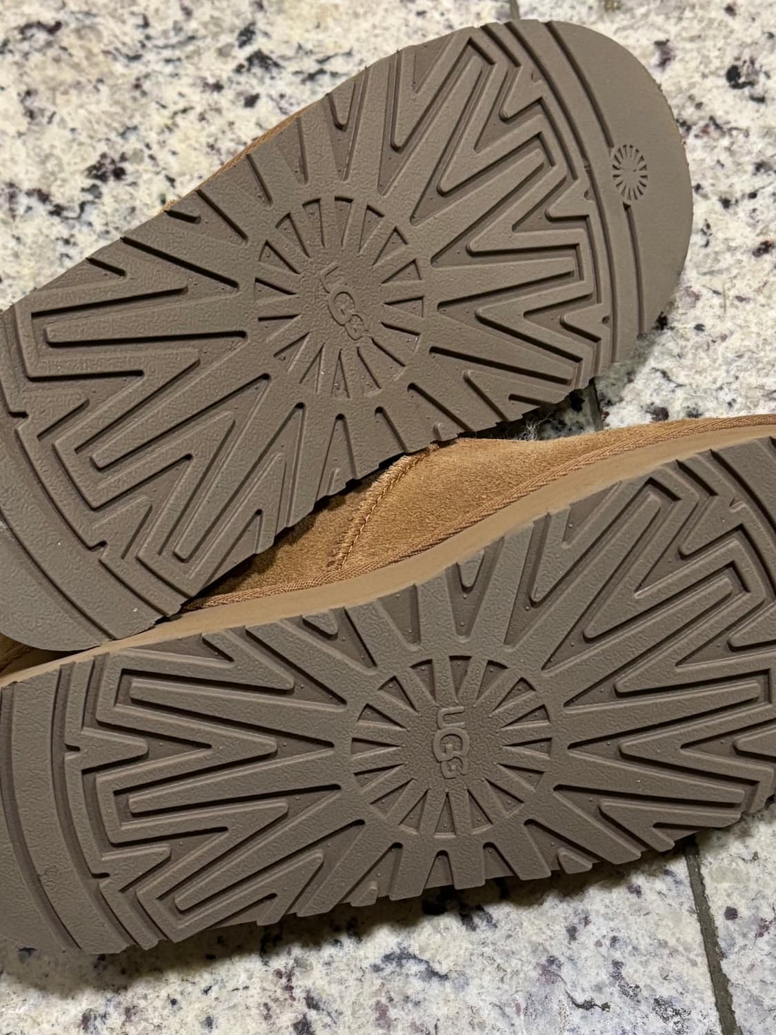 어그 비아 메리제인 체스트넛 250 상품이미지3