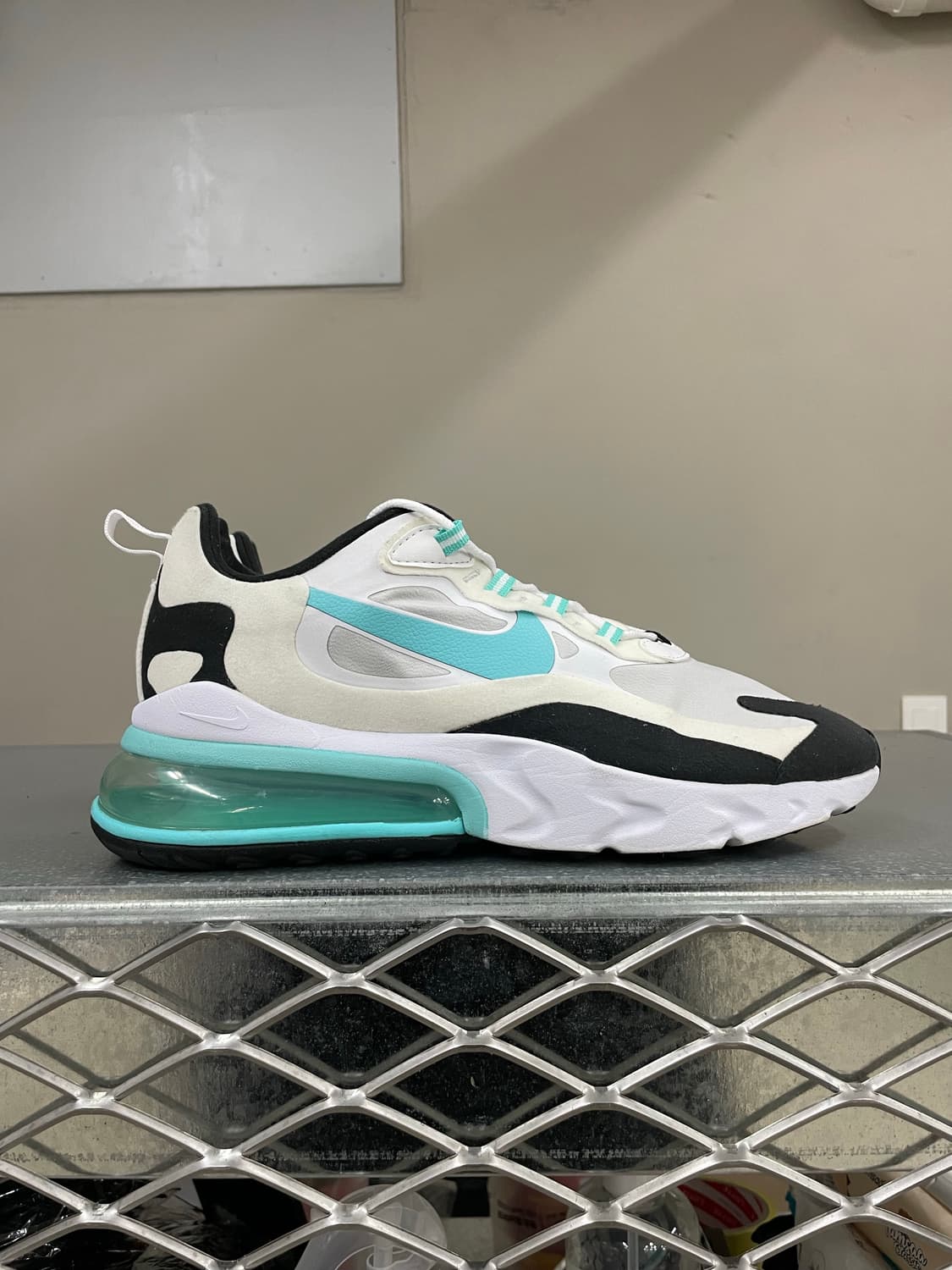 나이키 에어맥스 리액트 오로라 그린 270 상품이미지4