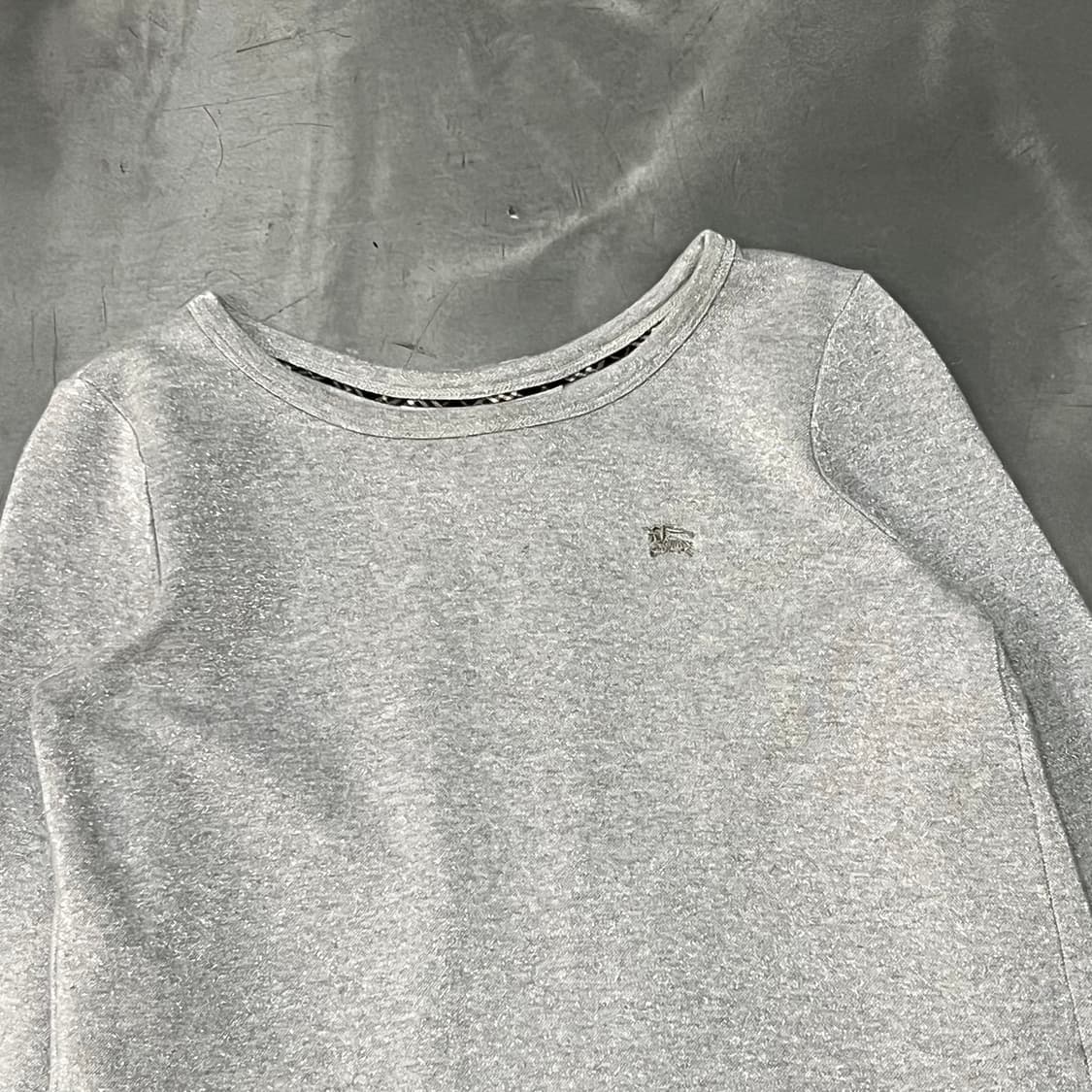  버버리 블루라벨 글로시 리본 롱슬리브 y15040 상품이미지3