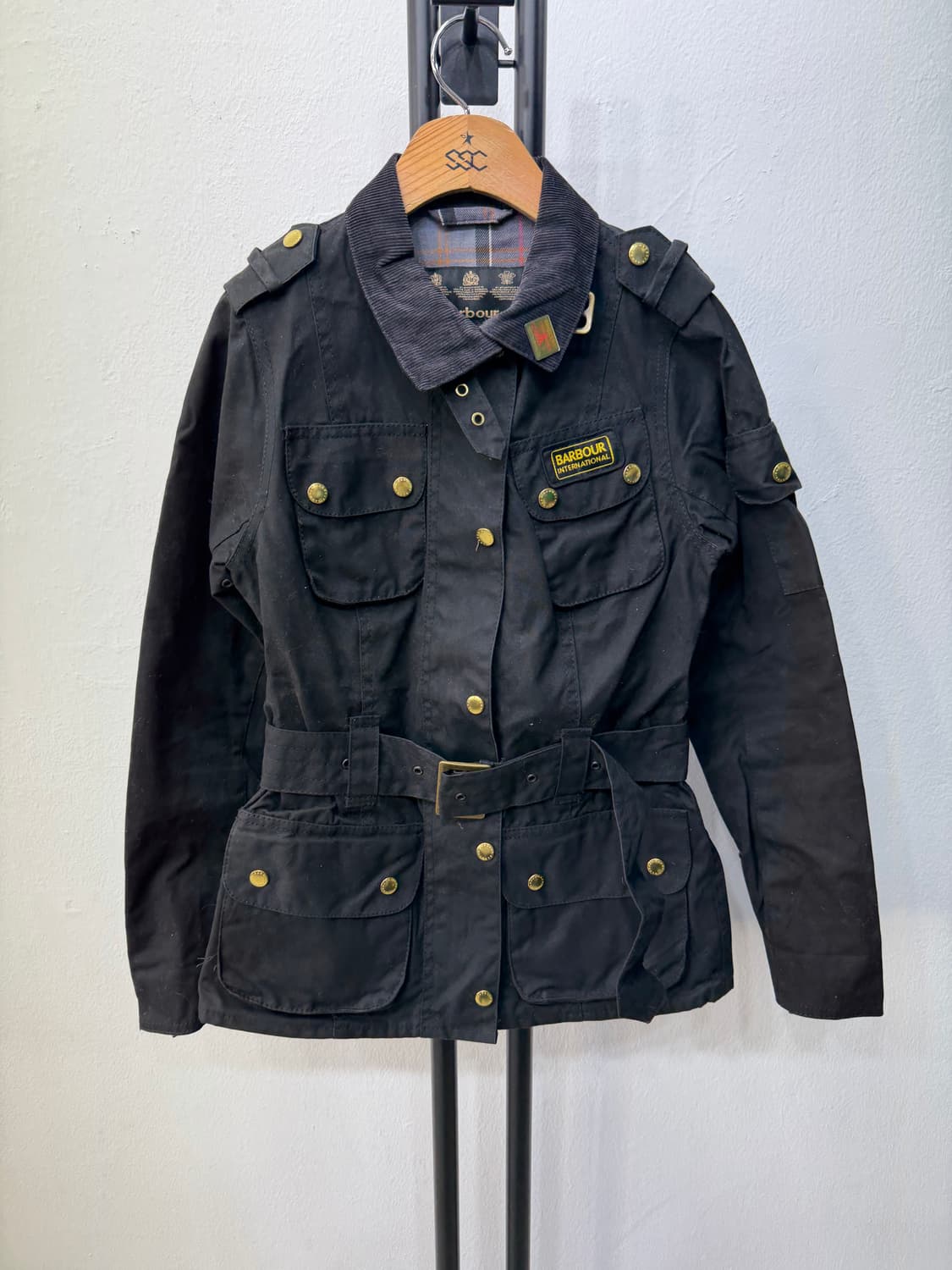 정품) 바버 인터내셔널 새제품급 왁싱 블랙 자켓 XS 상품이미지1