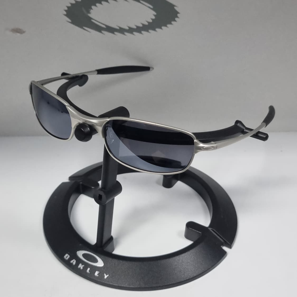 오클리 스퀘어와이어 2.0 스프링 실버 상품이미지2