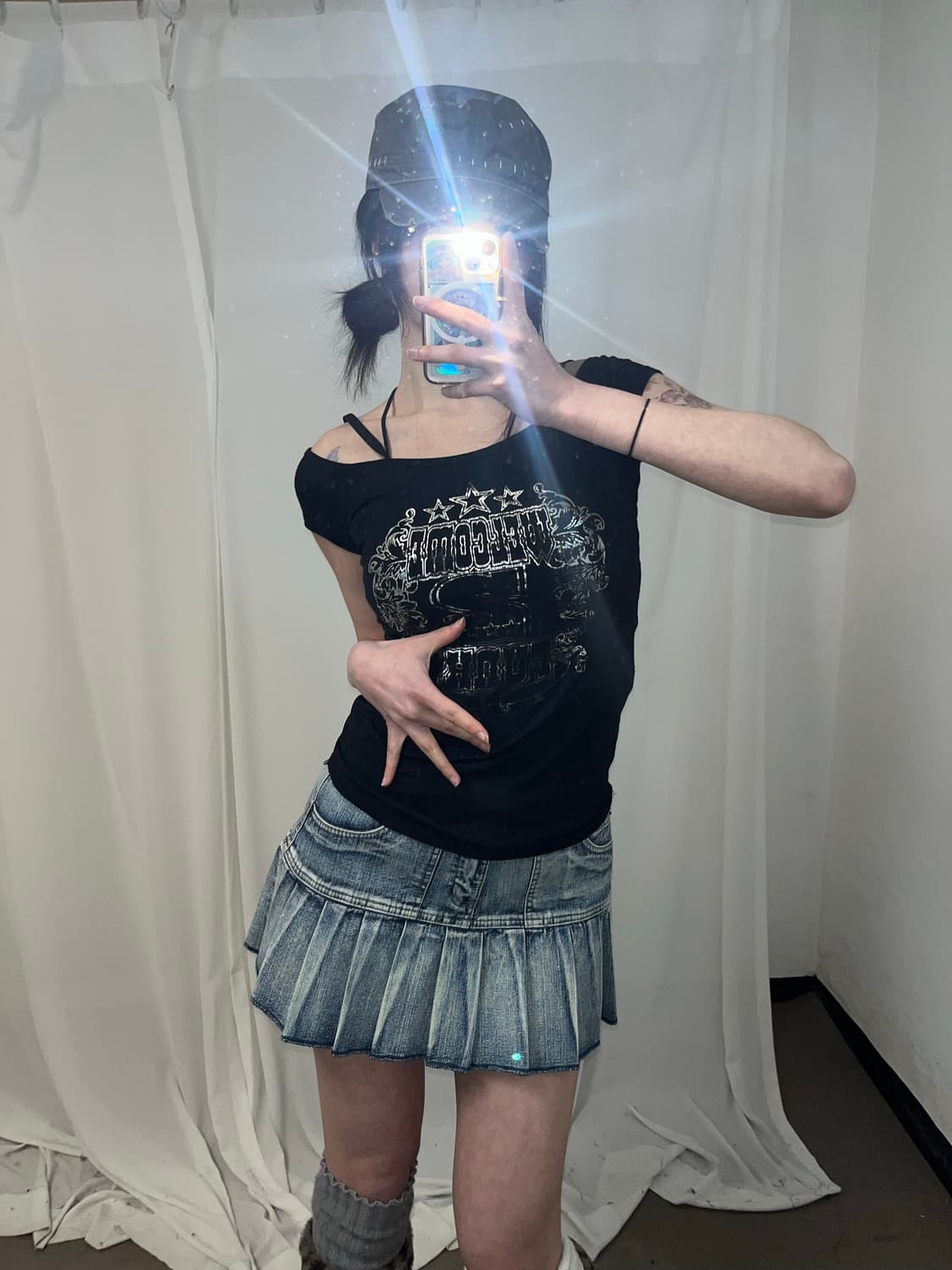 블랙 오프숄더 백 메쉬 포인트 P2K 티셔츠 상품이미지5