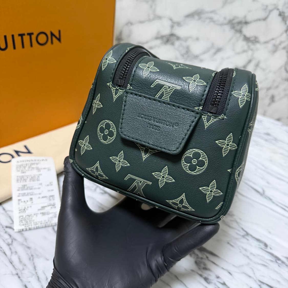 루이비통 이클립스 쉐도우 돕키트 파우치 클러치 상품이미지5